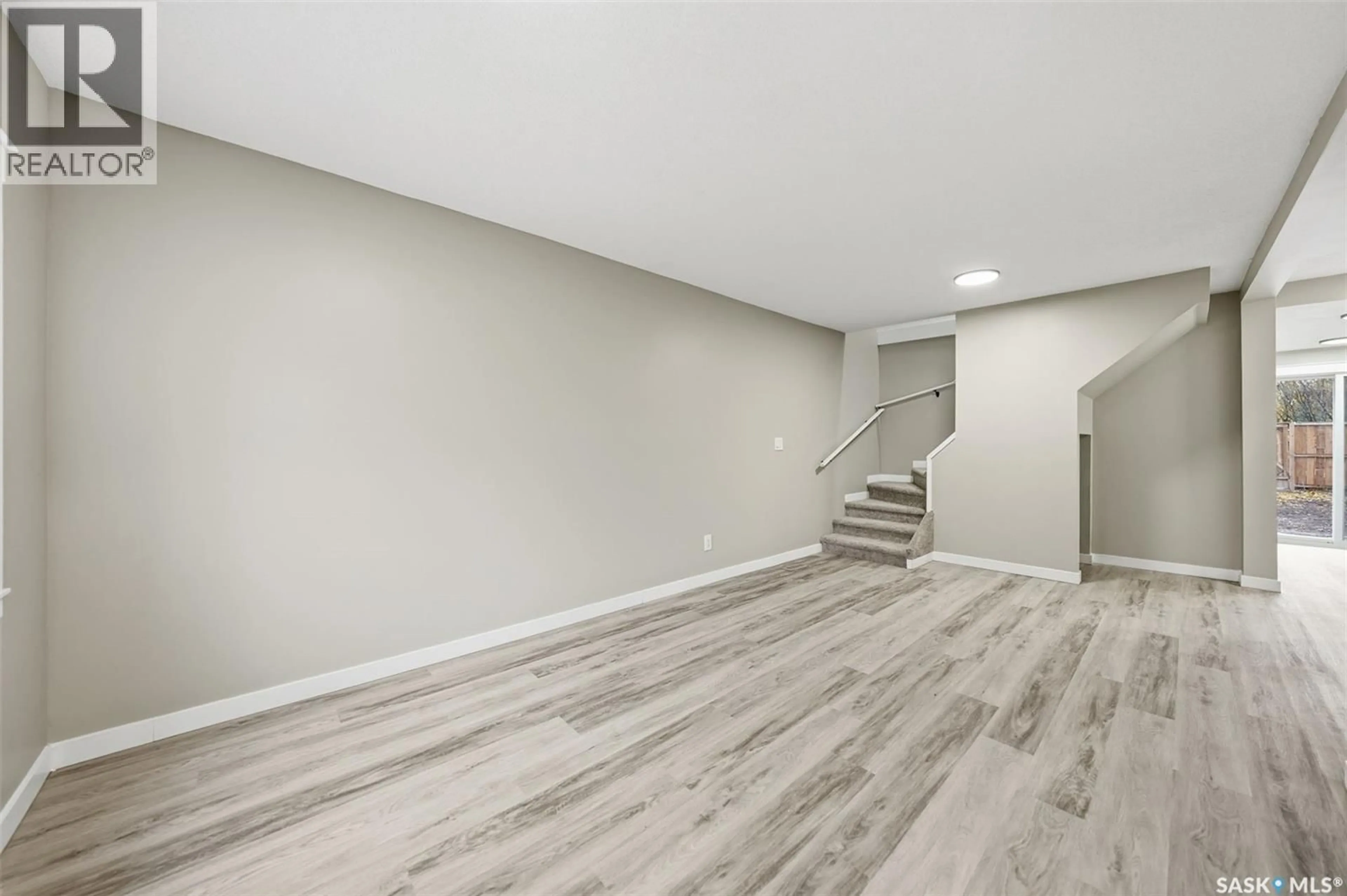 A pic of a room for 1127 F AVENUE, Saskatoon Saskatchewan S7L1X1