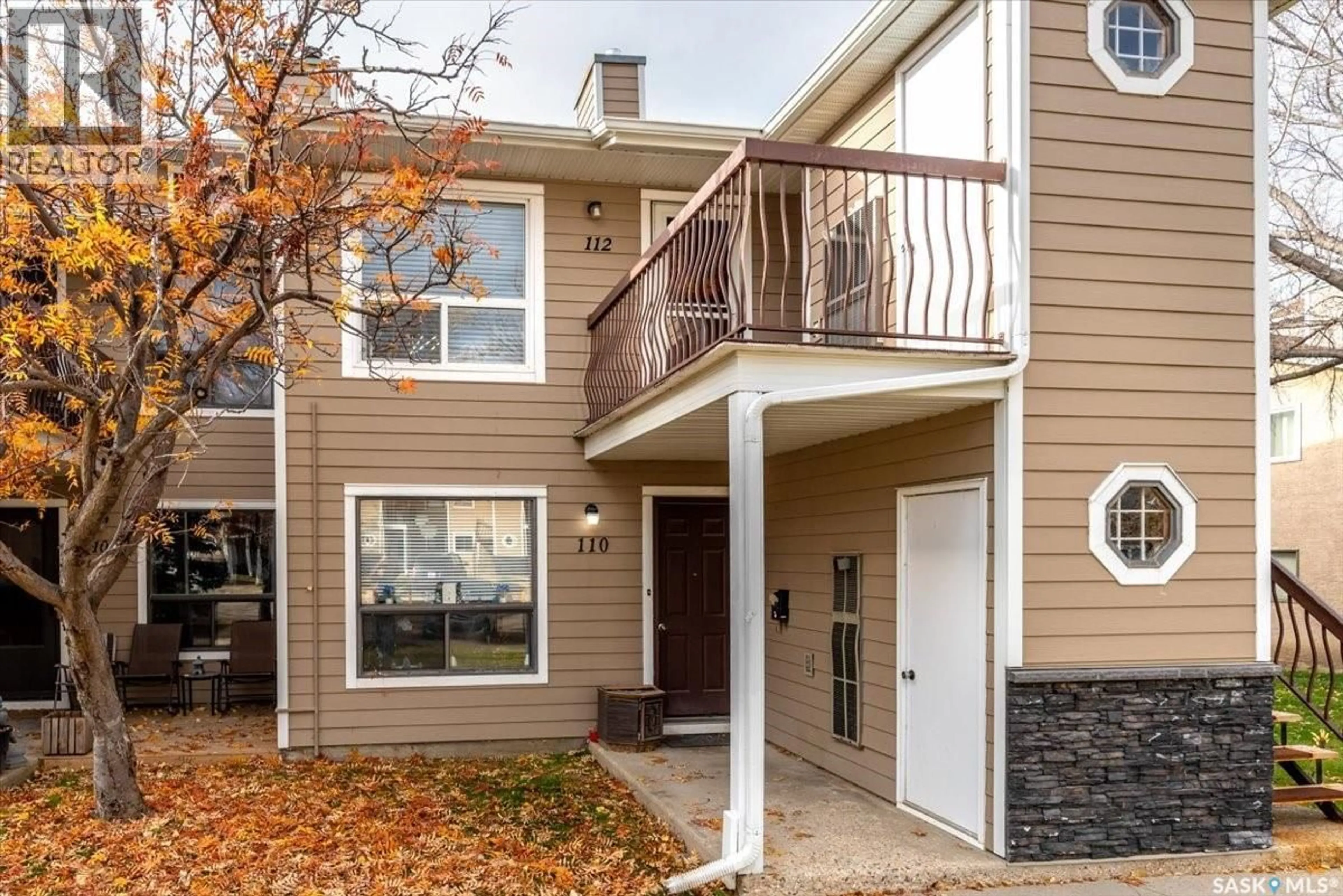 Home with vinyl exterior material, street for 112 CEDAR MEADOW DRIVE, Regina Saskatchewan S4X3J6