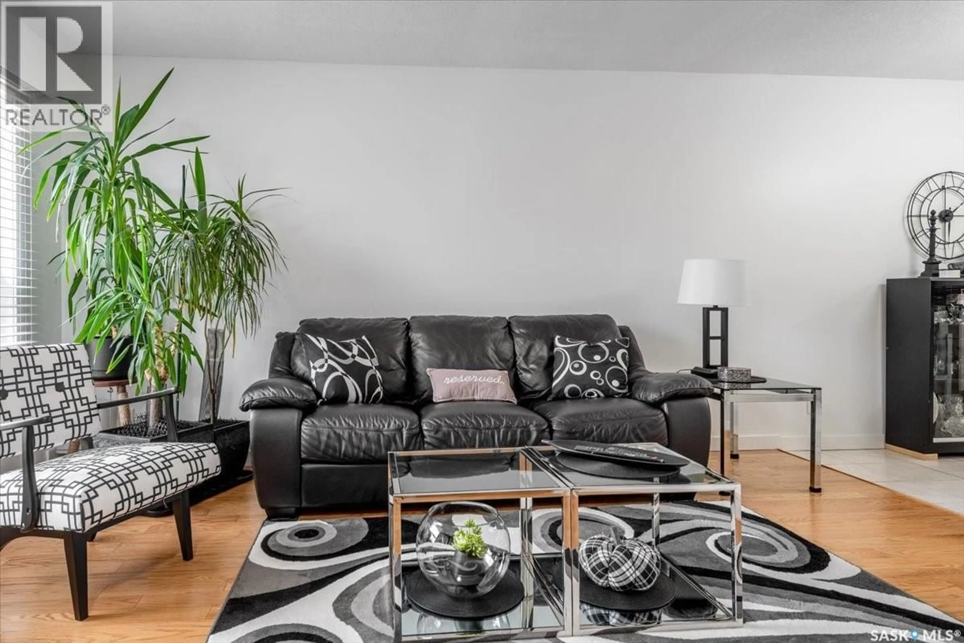 Living room with furniture, unknown for 112 CEDAR MEADOW DRIVE, Regina Saskatchewan S4X3J6