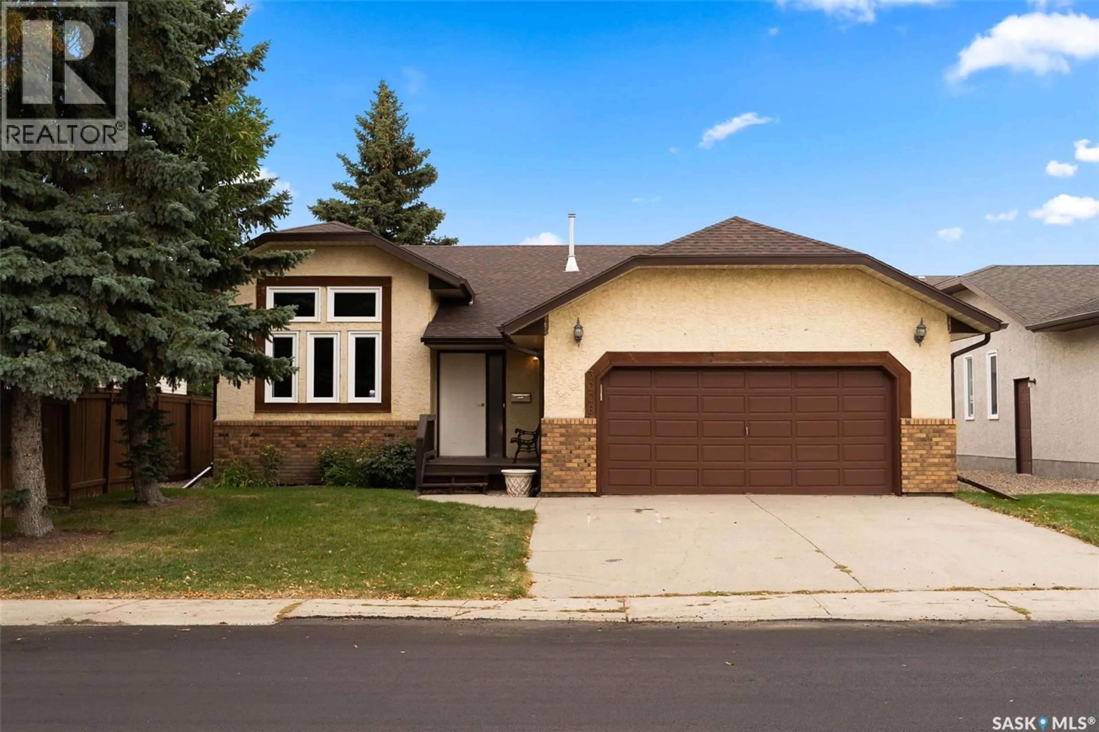 Home with vinyl exterior material, street for 3006 PHANEUF CRESCENT, Regina Saskatchewan S4V1T6