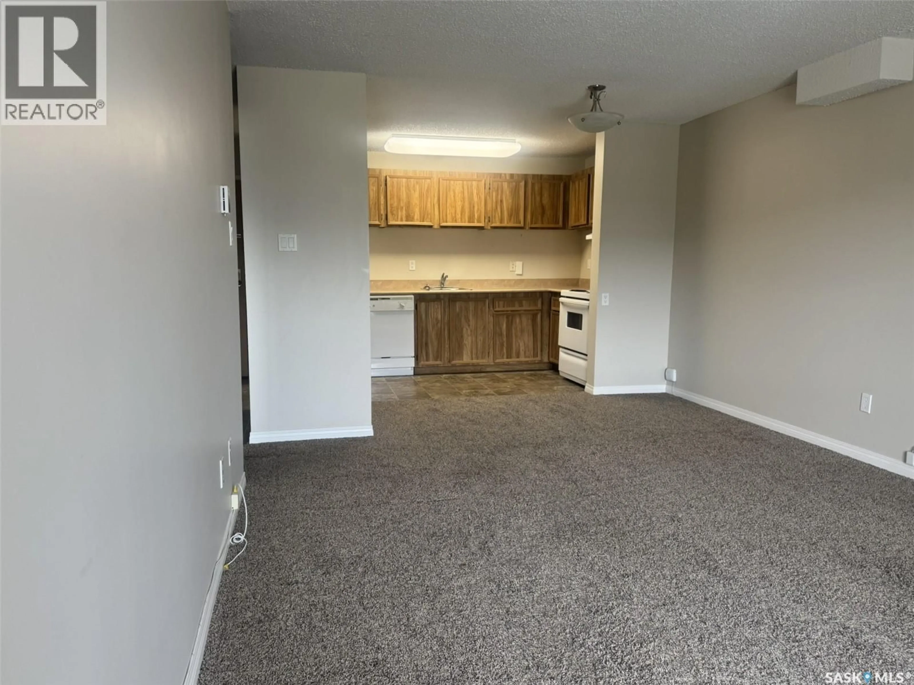 A pic of a room for 207 - 1808 EAGLESHAM AVENUE, Weyburn Saskatchewan S4T2R1