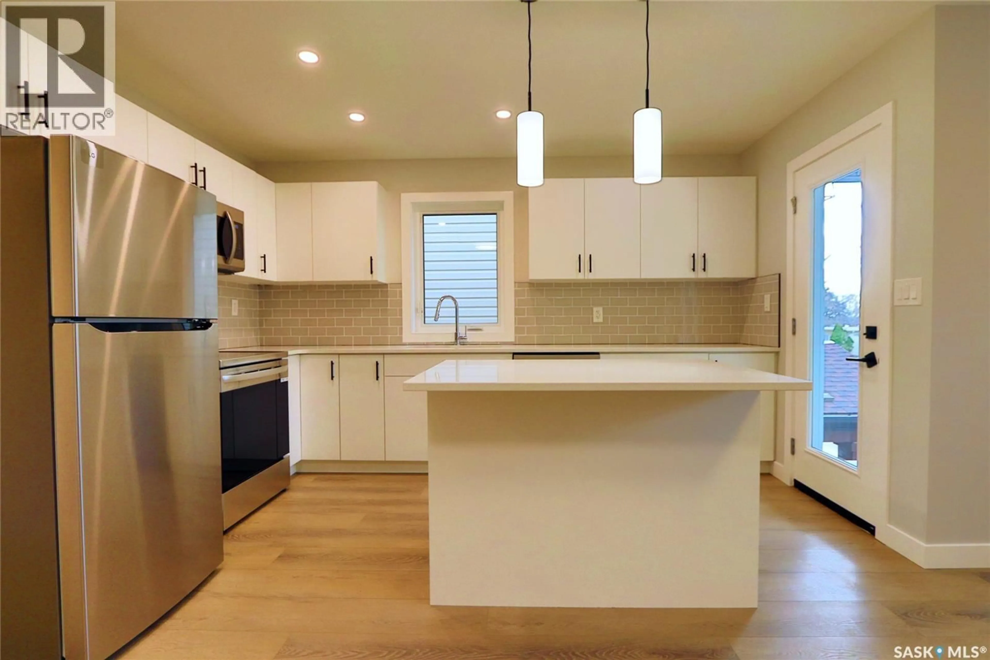 Open concept kitchen, unknown for 2809 MCDONALD STREET, Regina Saskatchewan S4N3A1