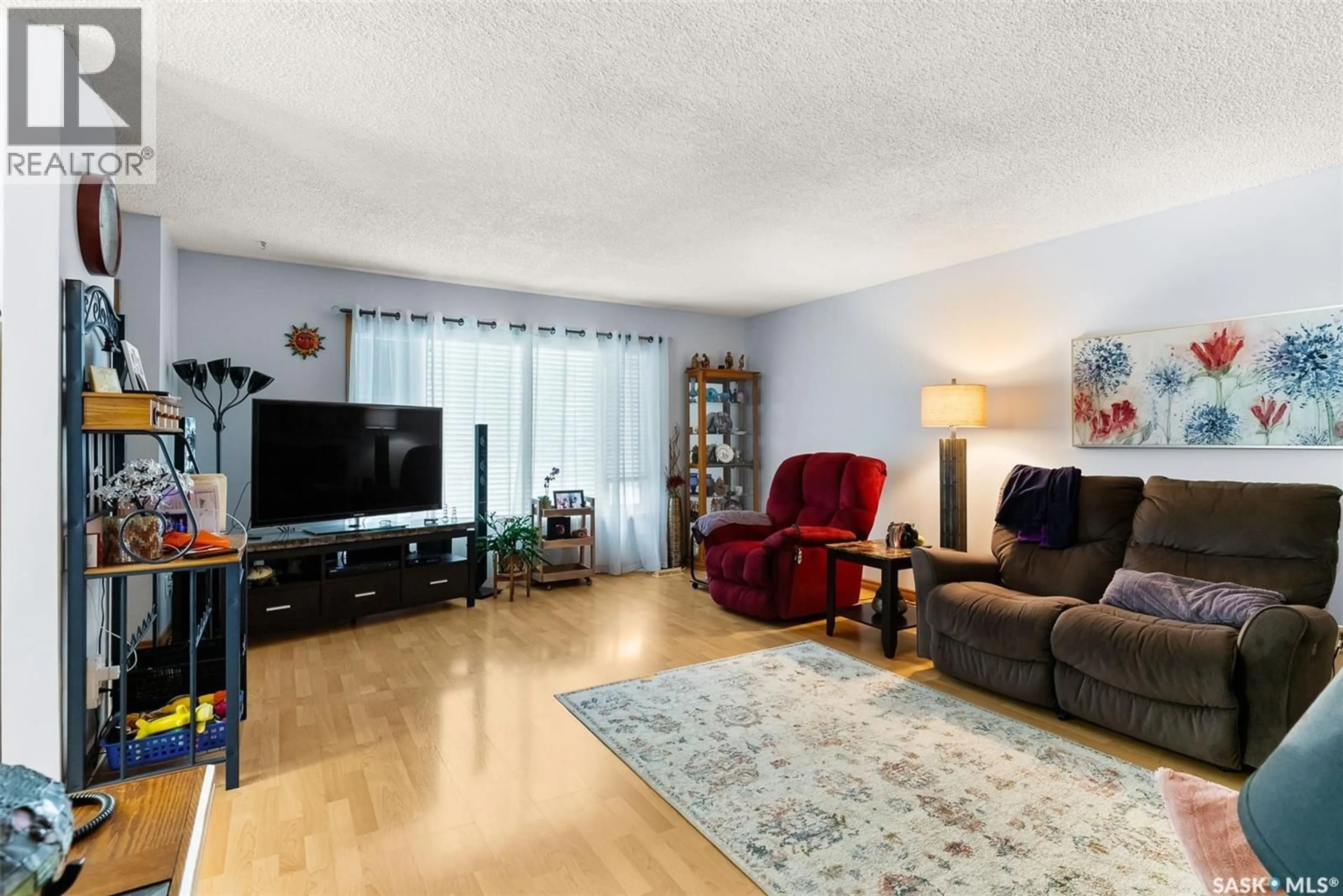 Living room with furniture, unknown for 1606 7TH AVENUE, Regina Saskatchewan S4N5S6