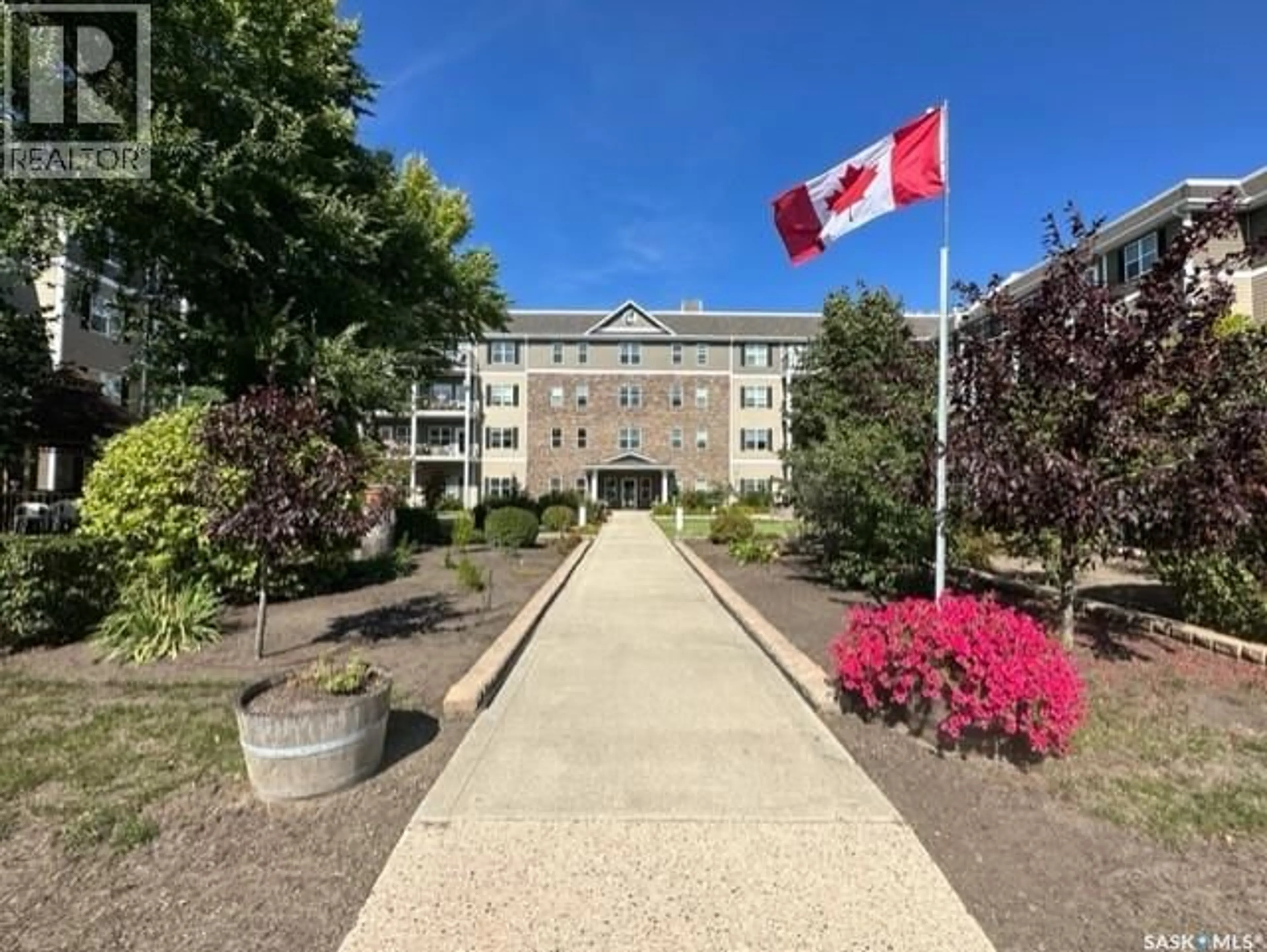 Unknown for E - 222 680 7TH AVENUE, Melville Saskatchewan S0A2P1