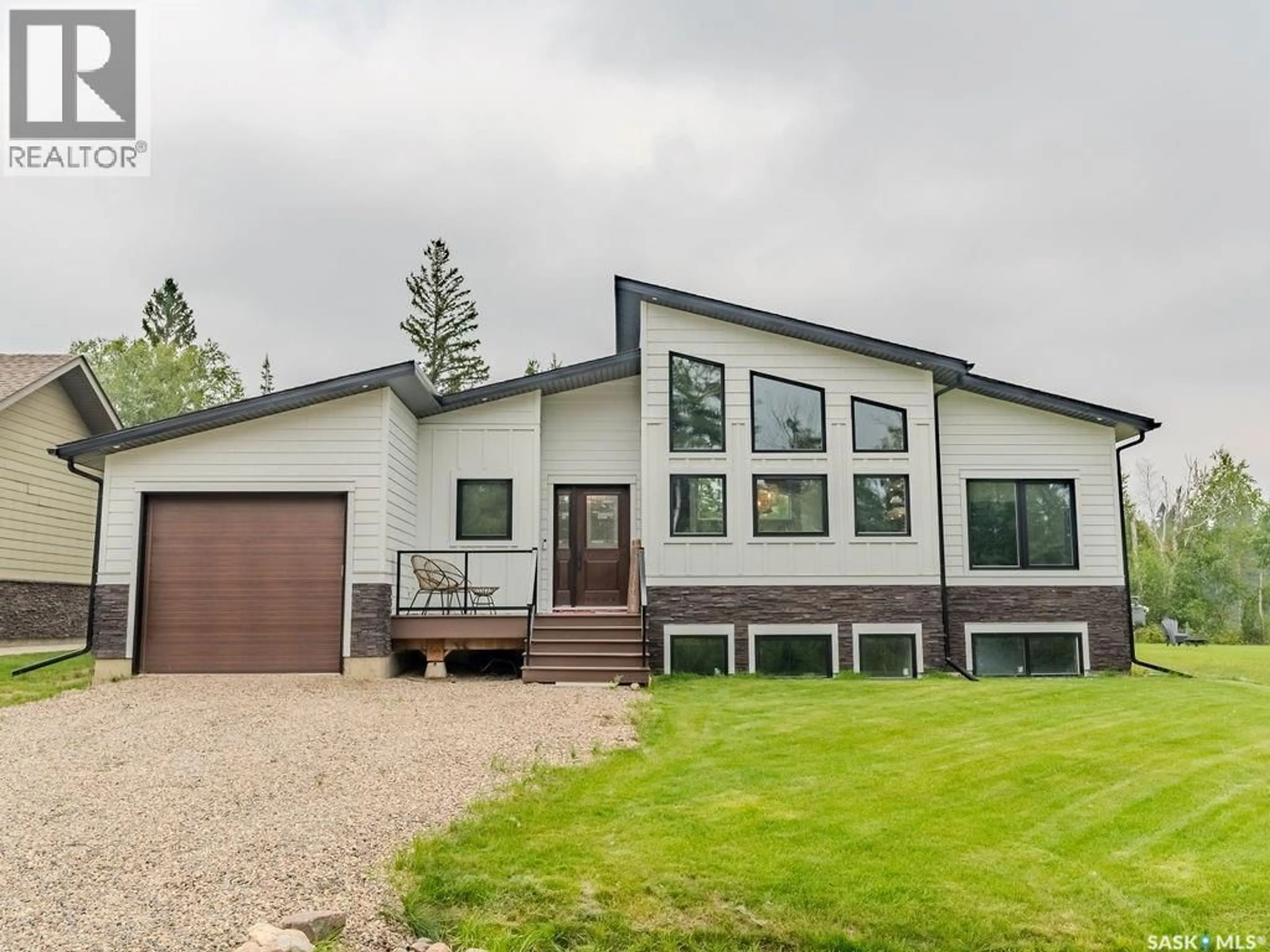 Home with vinyl exterior material, unknown for 6 NEIS ACCESS ROAD, Lakeland Rm No. 521 Saskatchewan S0J0N0