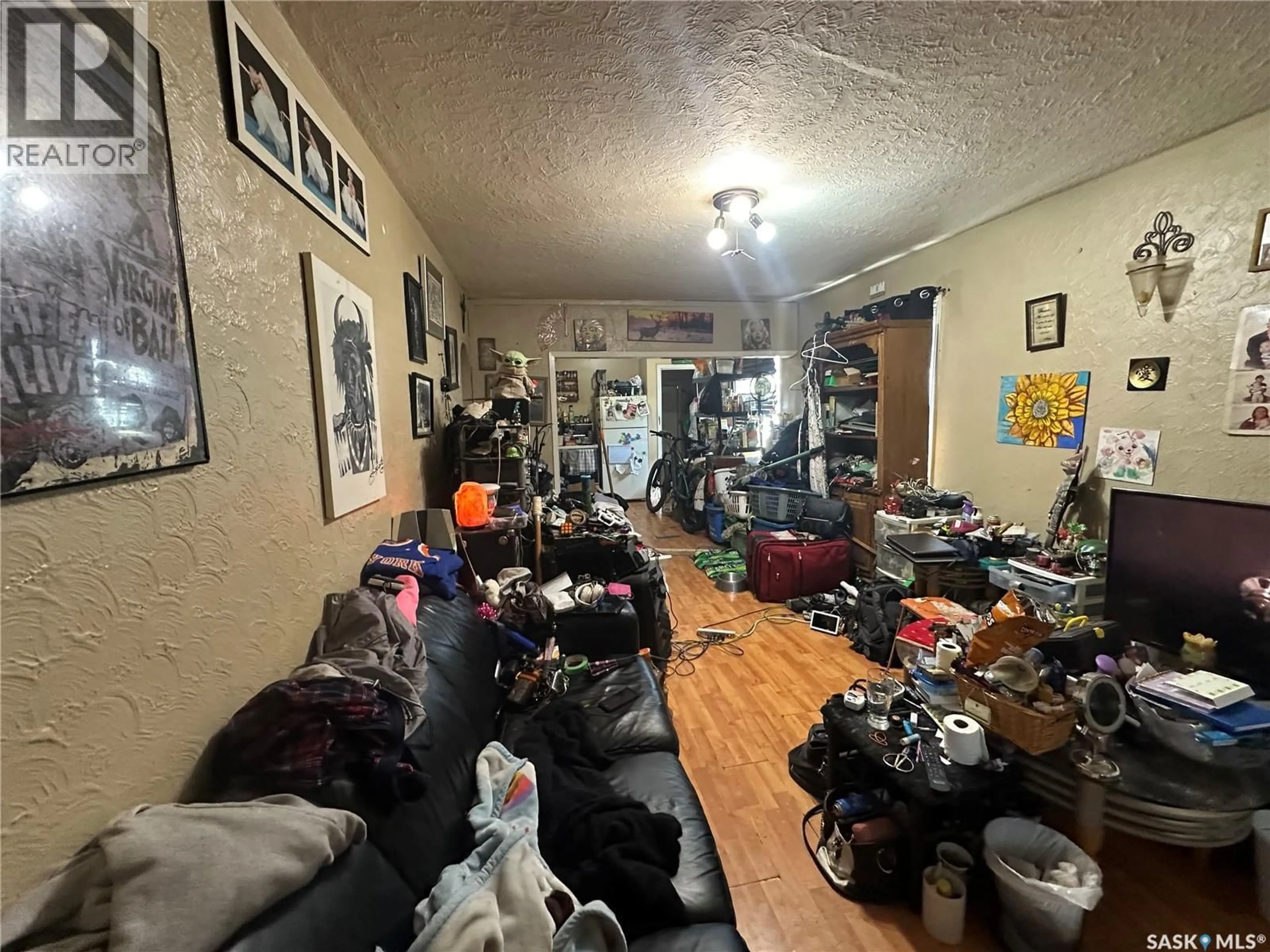 A pic of a room for 815 ROBINSON STREET, Regina Saskatchewan S4T2M4