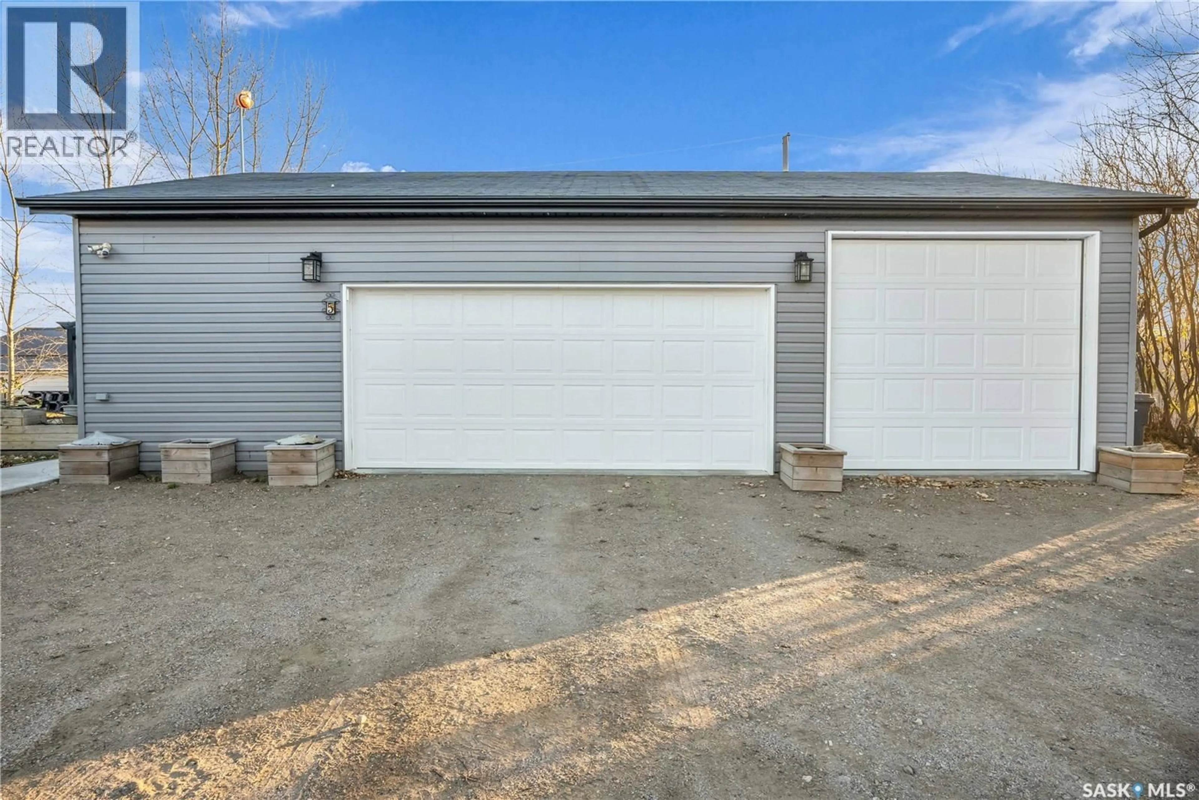 Indoor garage for 5 GARRETTSEE STREET, Duval Saskatchewan S0G1G0