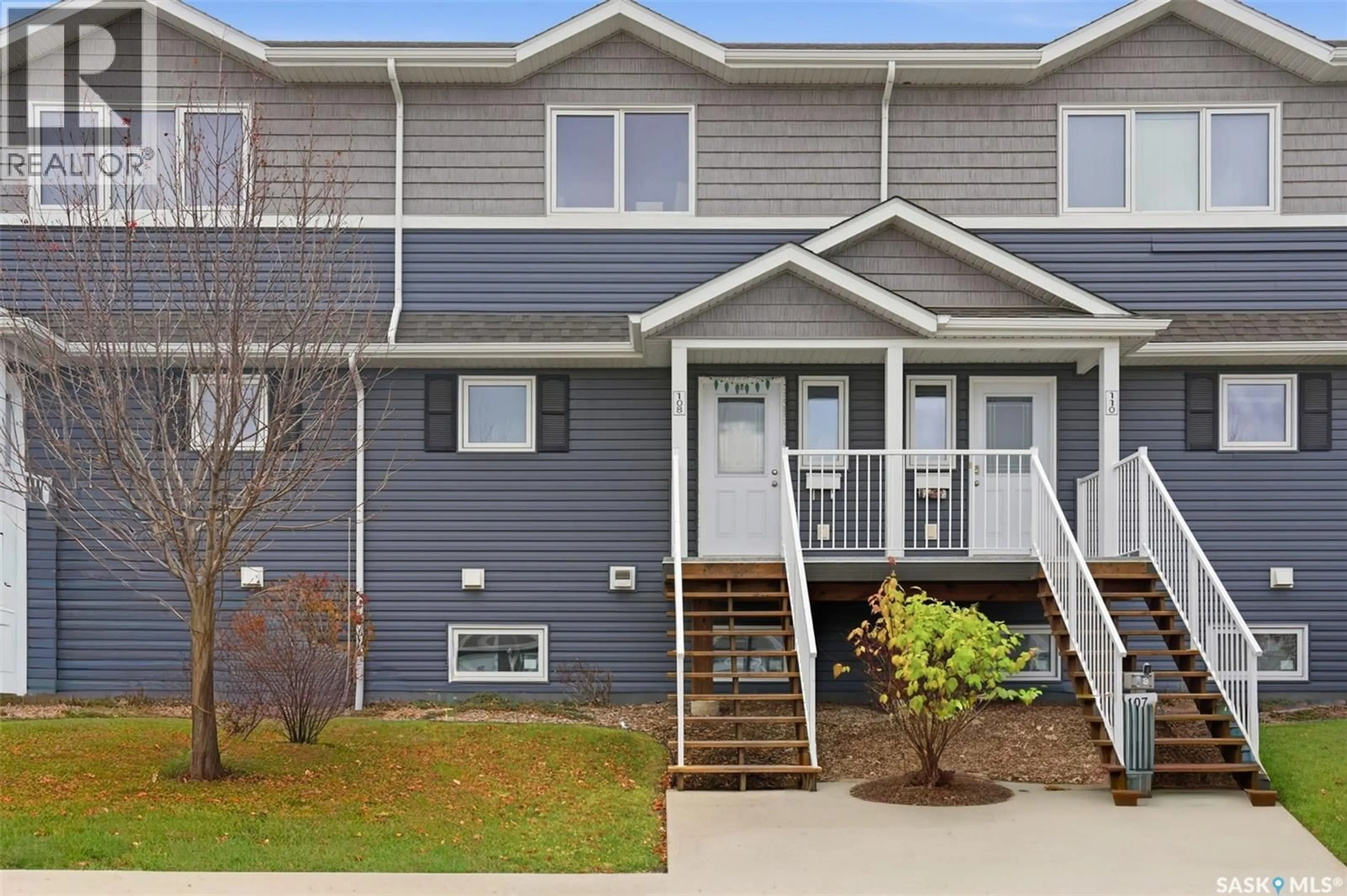 Home with vinyl exterior material, street for 108 275 PRINGLE LANE, Saskatoon Saskatchewan S7T0T5