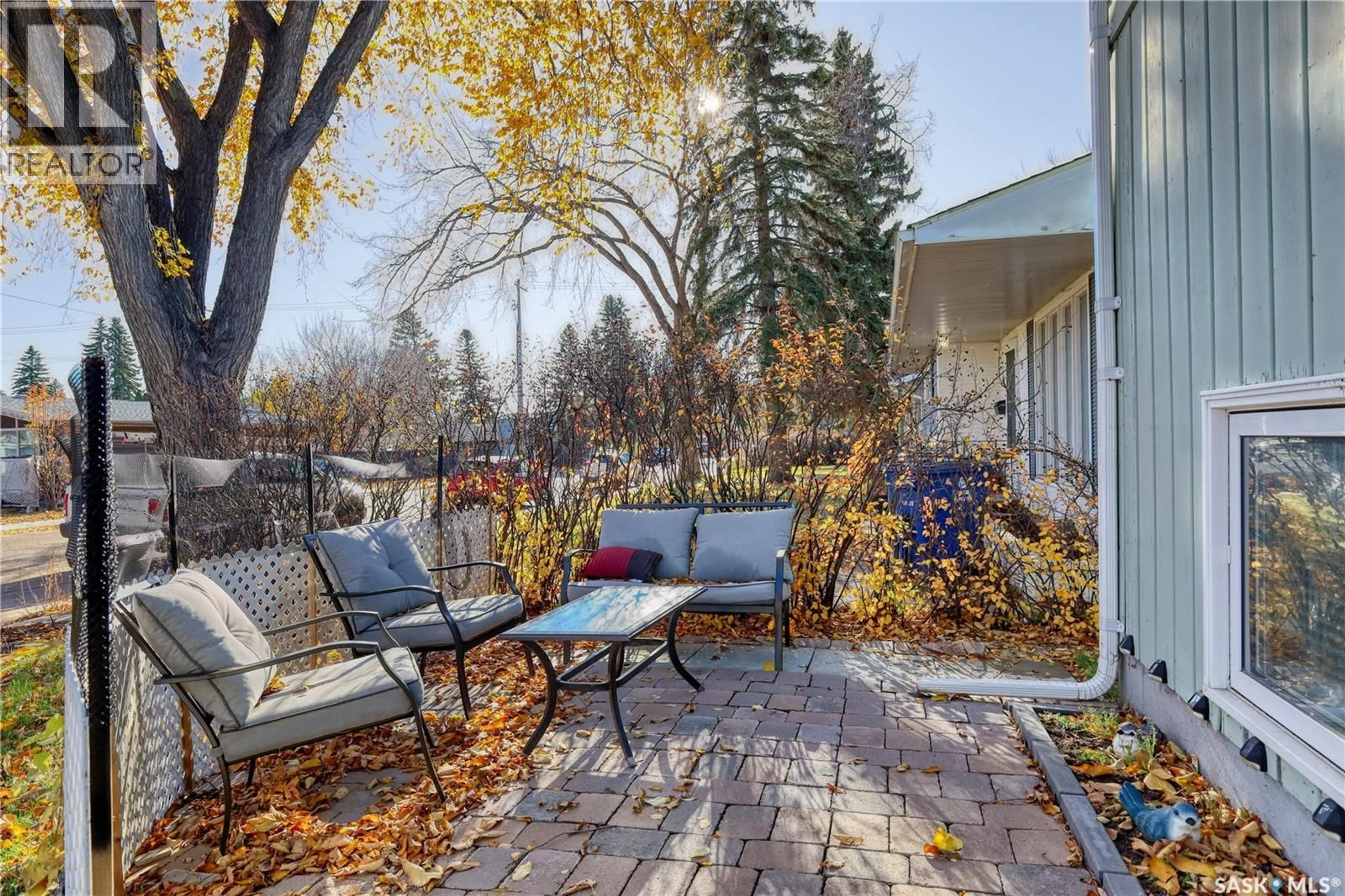 Patio, unknown for 7 HOWELL AVENUE, Saskatoon Saskatchewan S7L3S7
