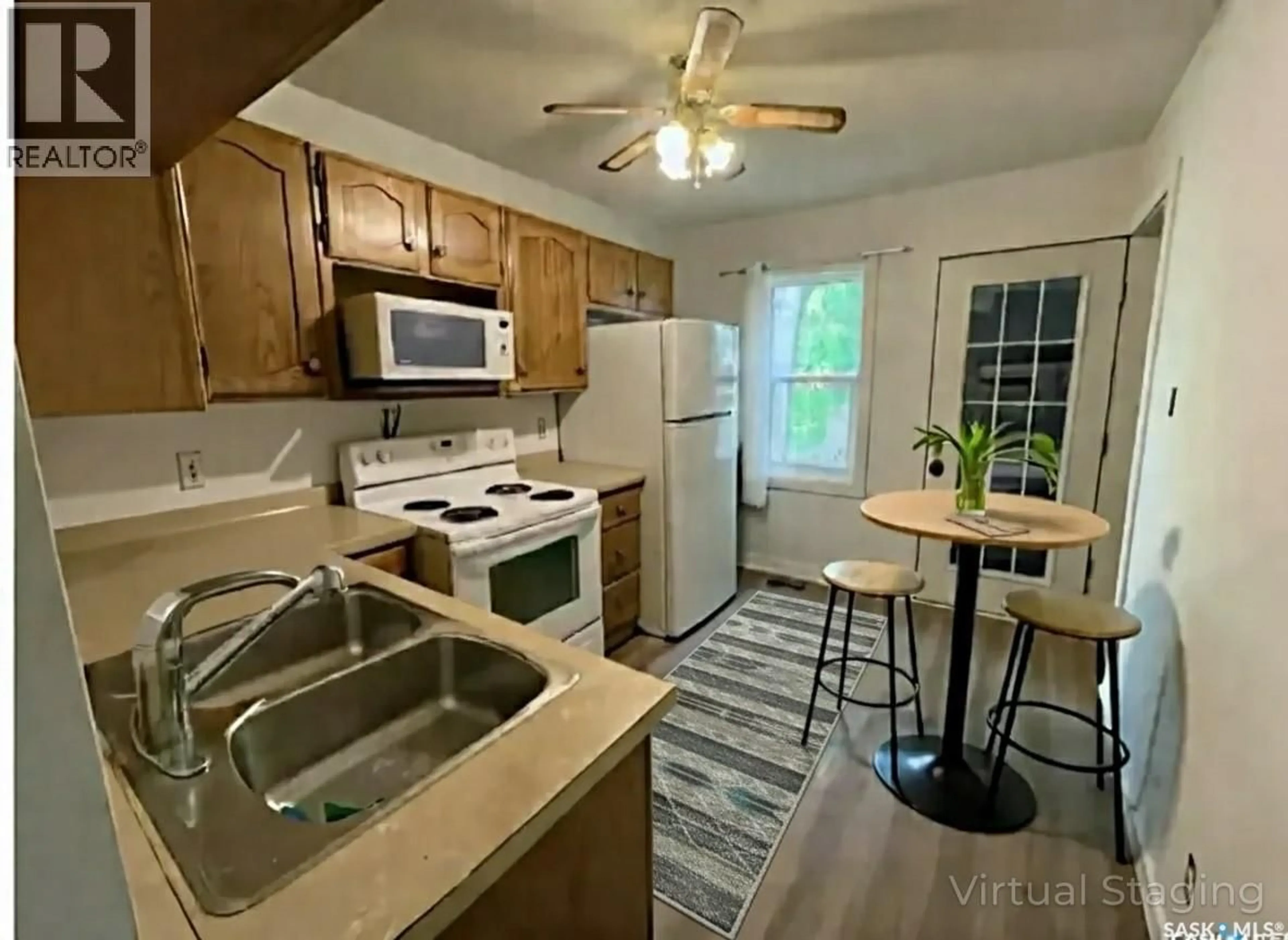 Standard kitchen, unknown for 2172 WALLACE STREET, Regina Saskatchewan S4N4A5