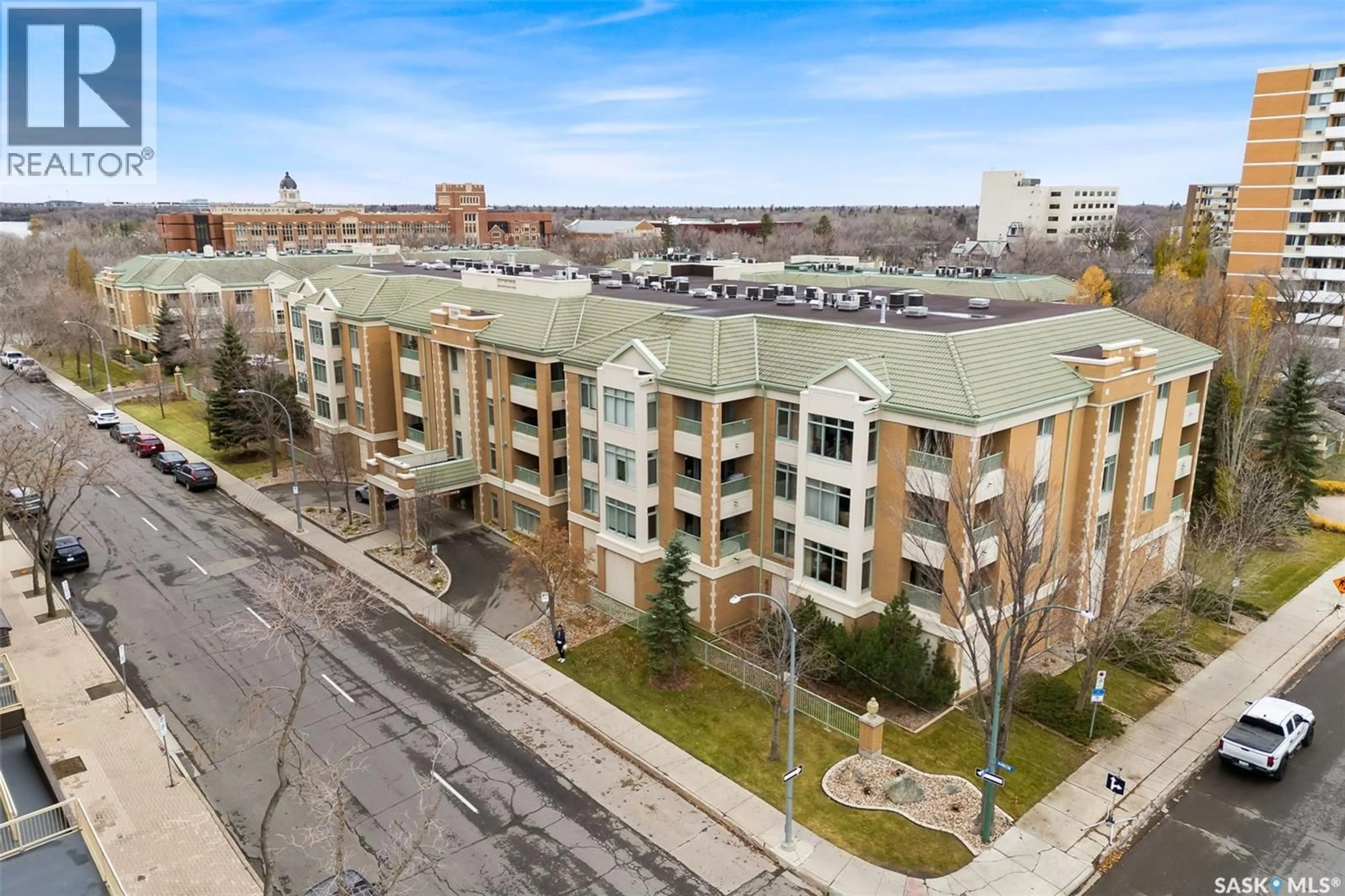 A pic from outside/outdoor area/front of a property/back of a property/a pic from drone, city buildings view from balcony for 2330 - 323 HAMILTON STREET, Regina Saskatchewan S4P4M4