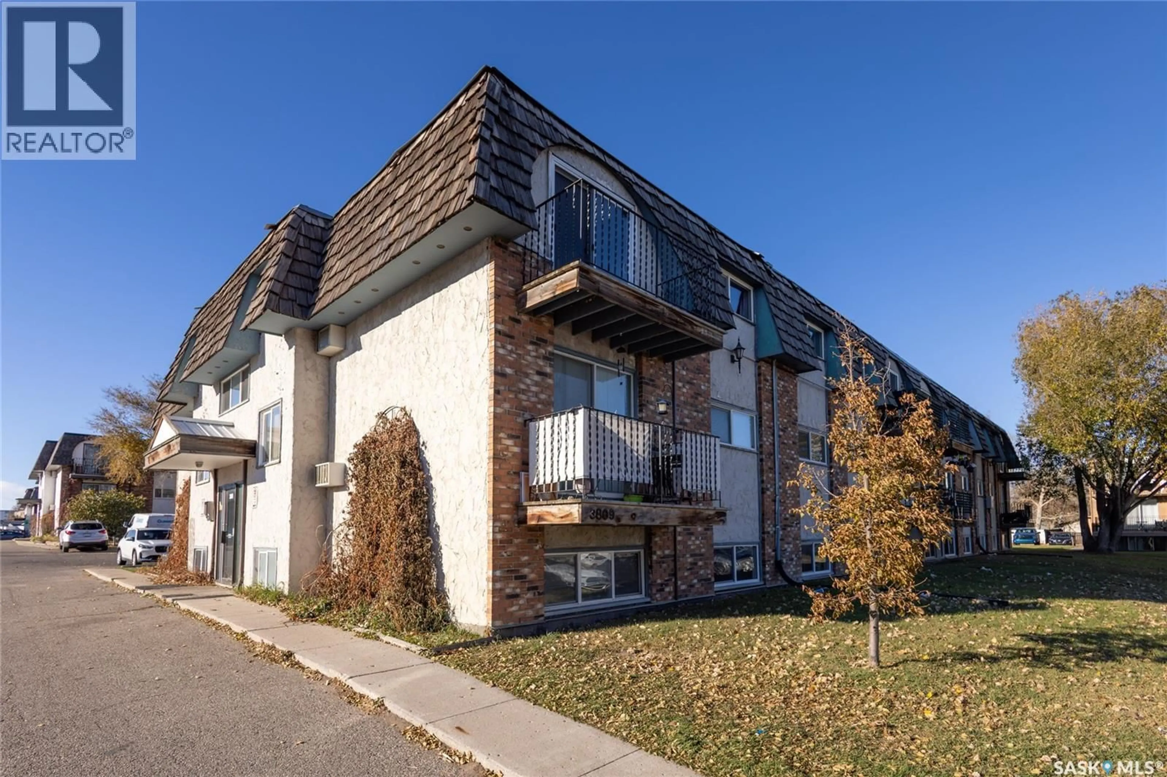 Unknown for 3809 - 24 LUTHER PLACE, Saskatoon Saskatchewan S7H4B1