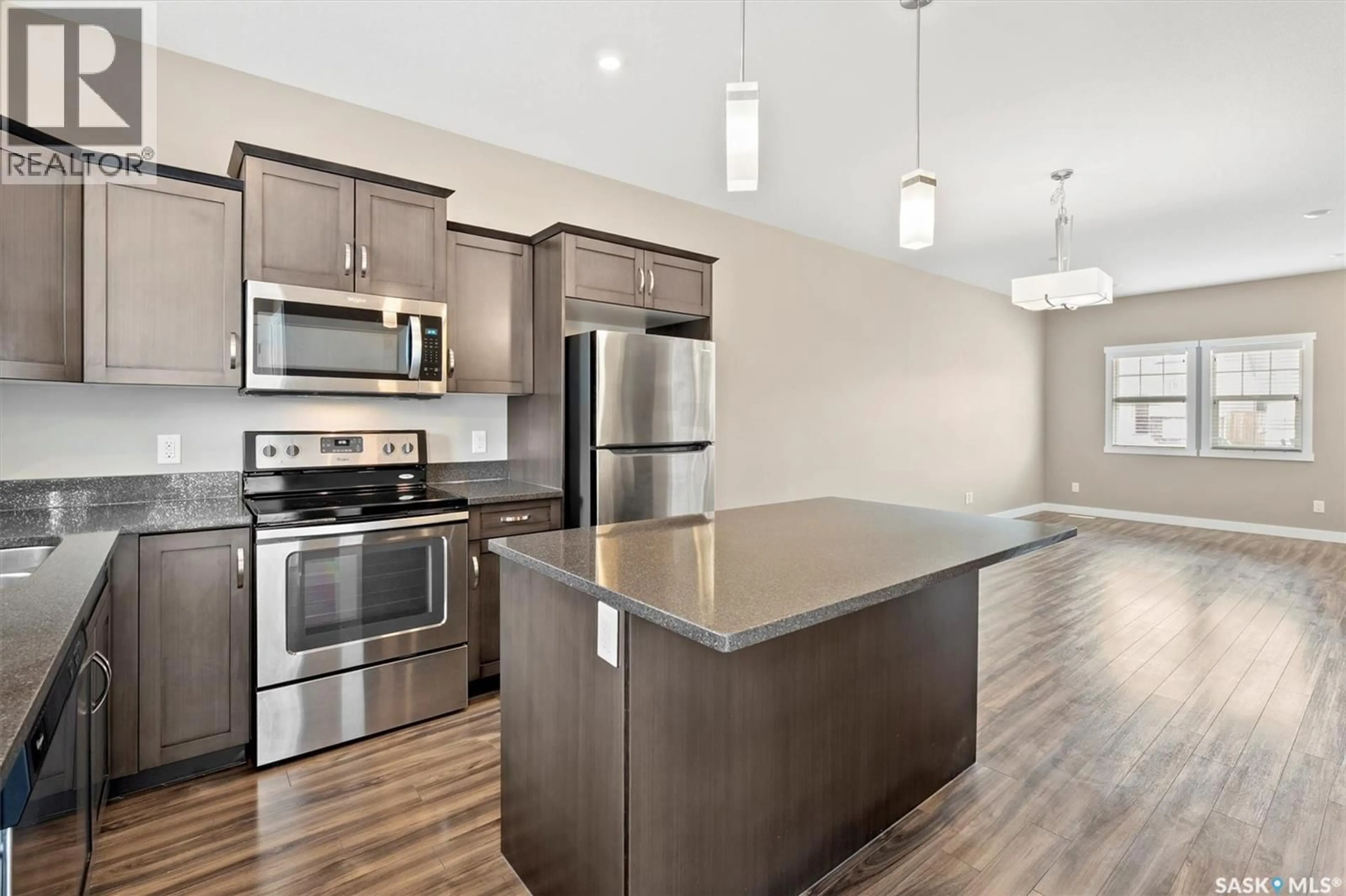 Open concept kitchen, unknown for 1216 PRINGLE WAY, Saskatoon Saskatchewan S7T0X5