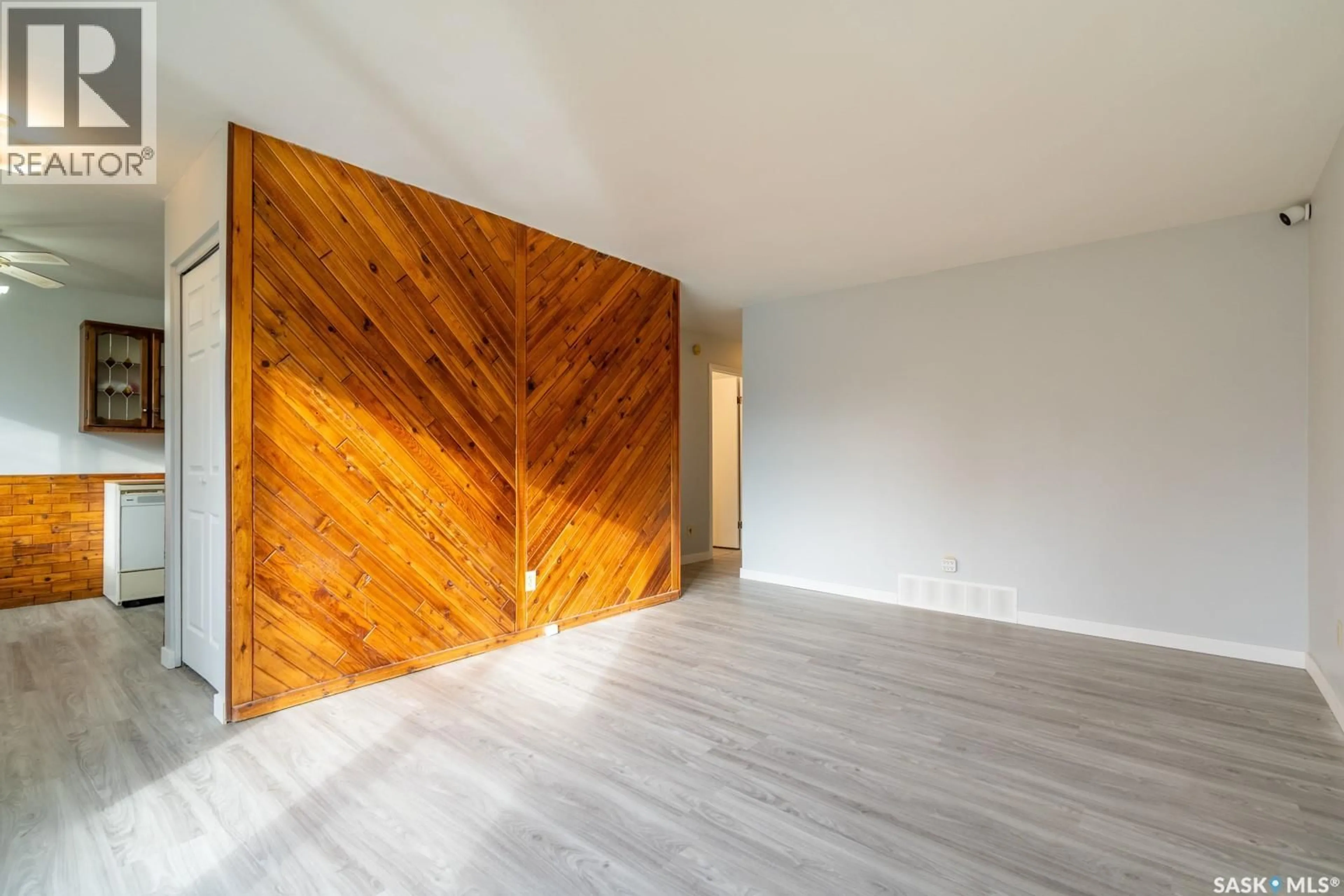 Unknown for 822 HAYWORTH CRESCENT, Regina Saskatchewan S4X1Y1