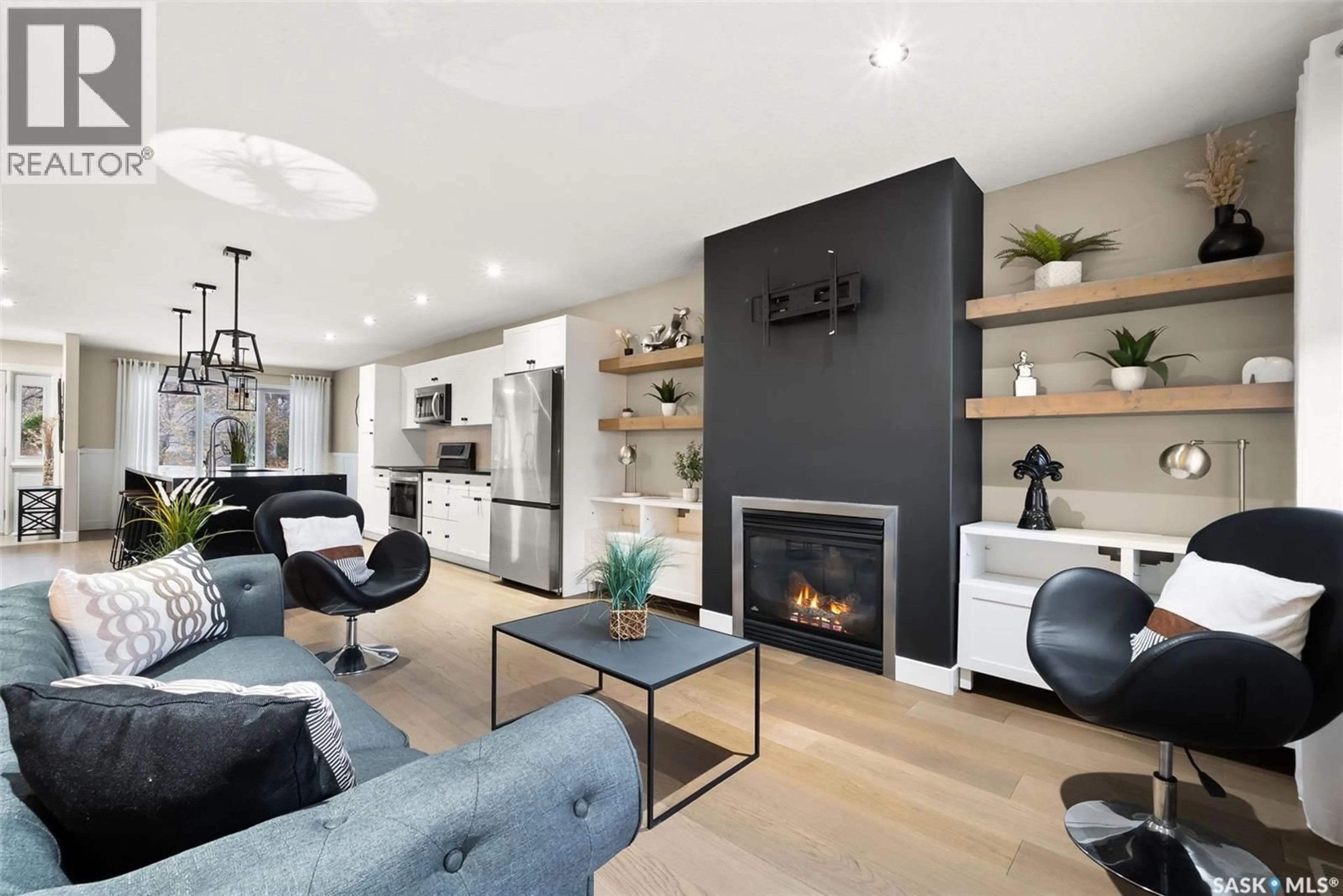 Living room with furniture, unknown for 354 OTTAWA STREET, Regina Saskatchewan S4R1N7