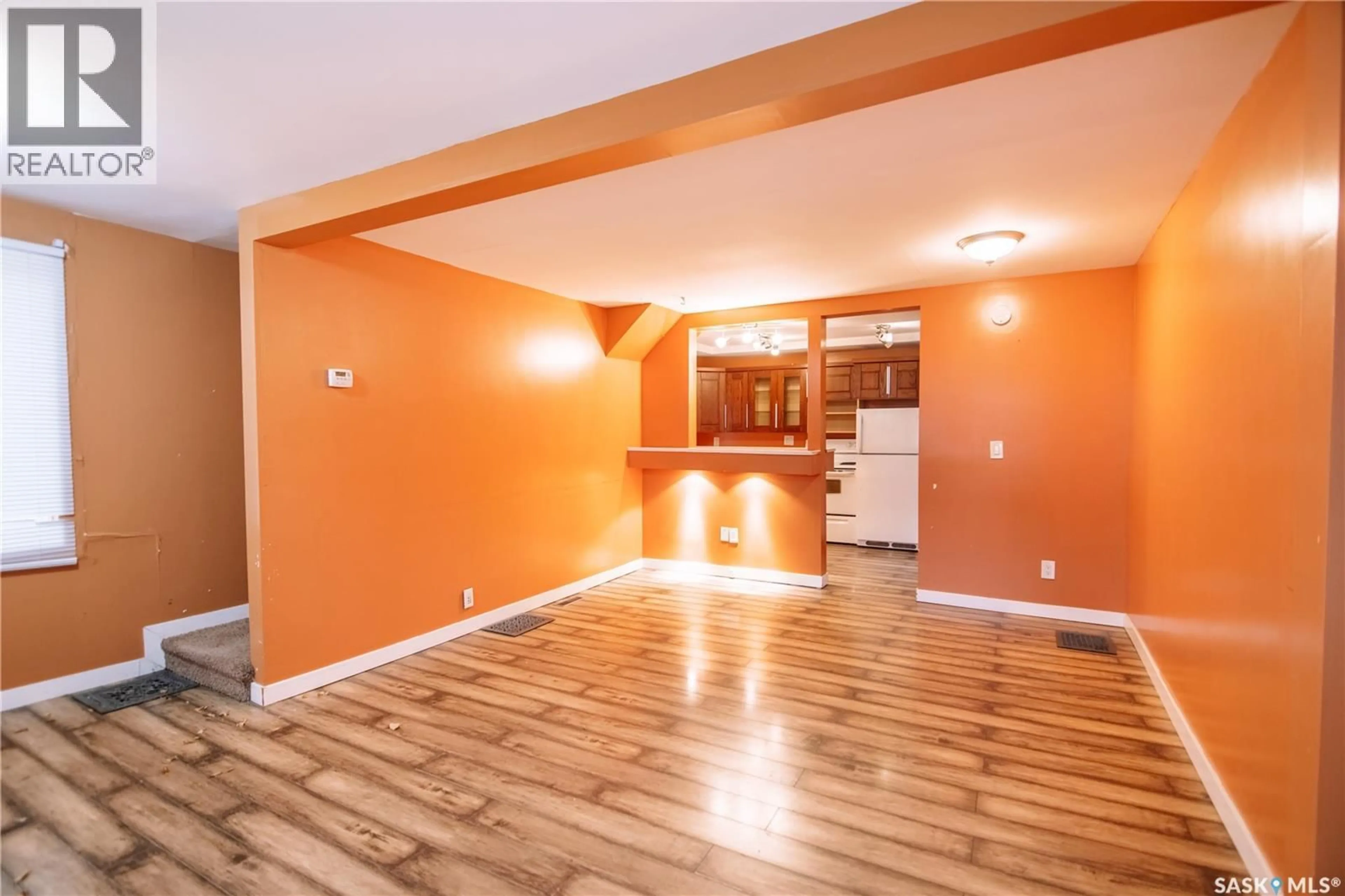 A pic of a room for 721 KING STREET, Regina Saskatchewan S4T4E1