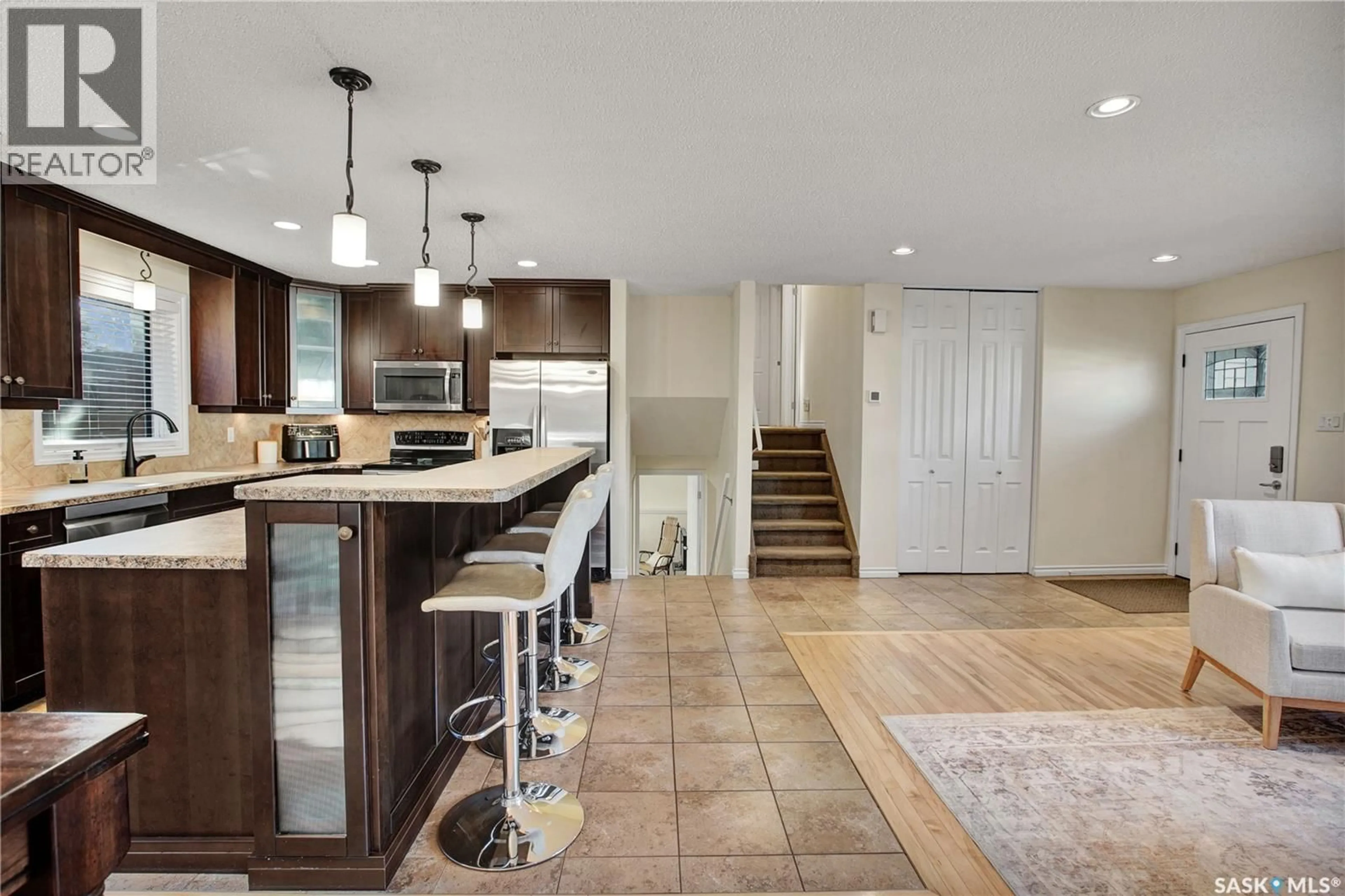 Open concept kitchen, ceramic/tile floor for 226 CHARLEBOIS CRESCENT, Saskatoon Saskatchewan S7K5J5