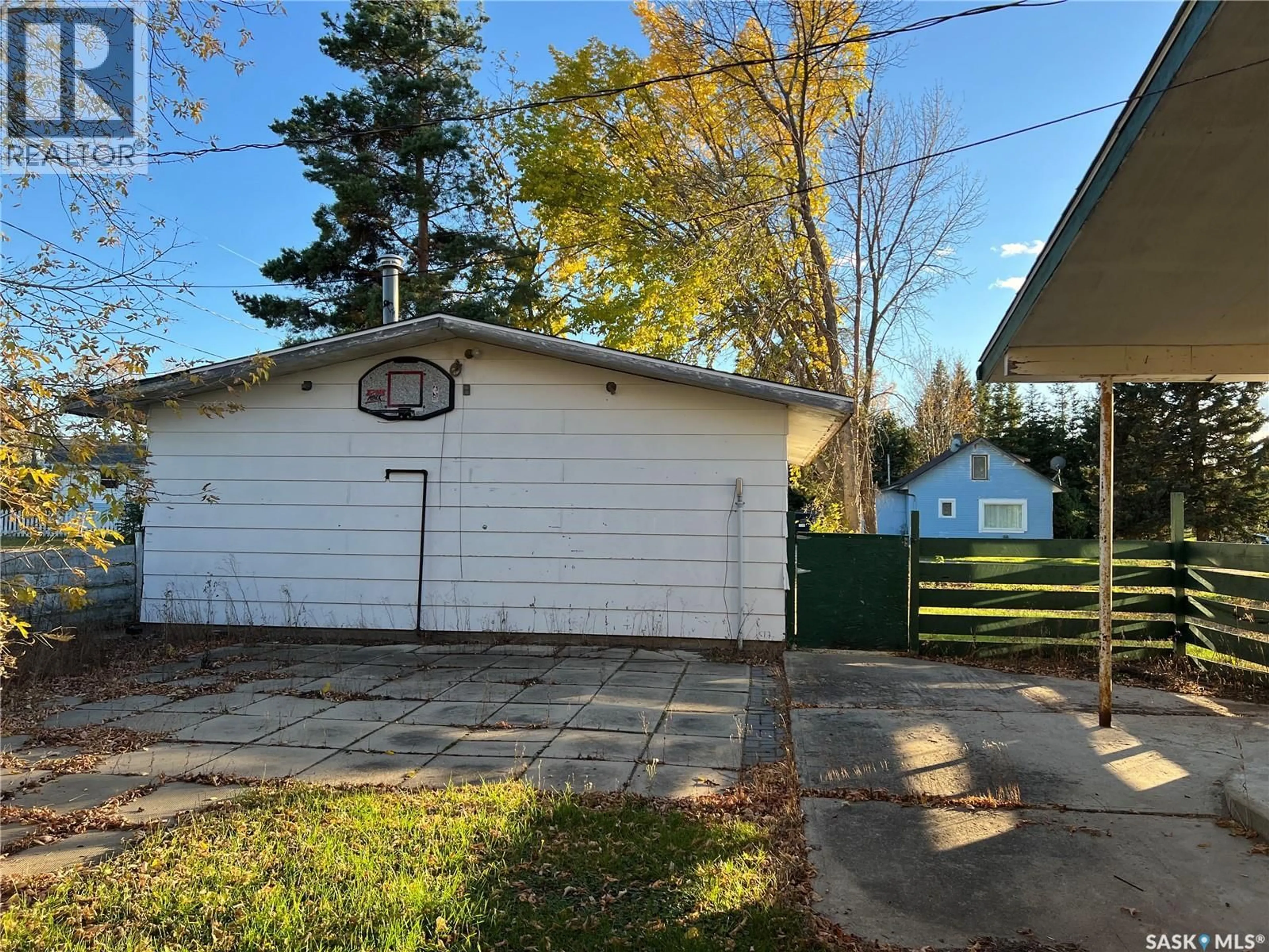 Shed for 904 RAILWAY AVENUE, Loon Lake Saskatchewan S0M1L0