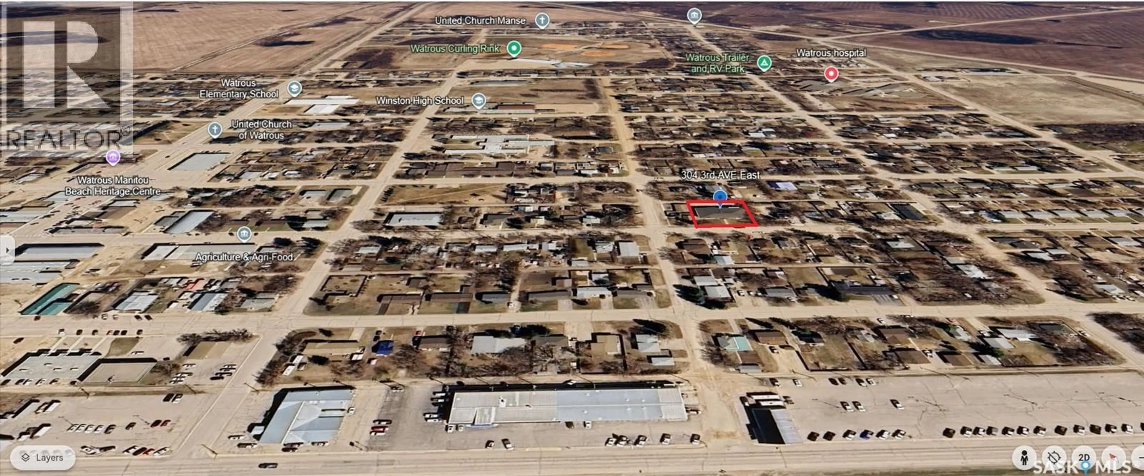 A pic from outside/outdoor area/front of a property/back of a property/a pic from drone, street for 202 304 3RD AVENUE, Watrous Saskatchewan S0K4T0