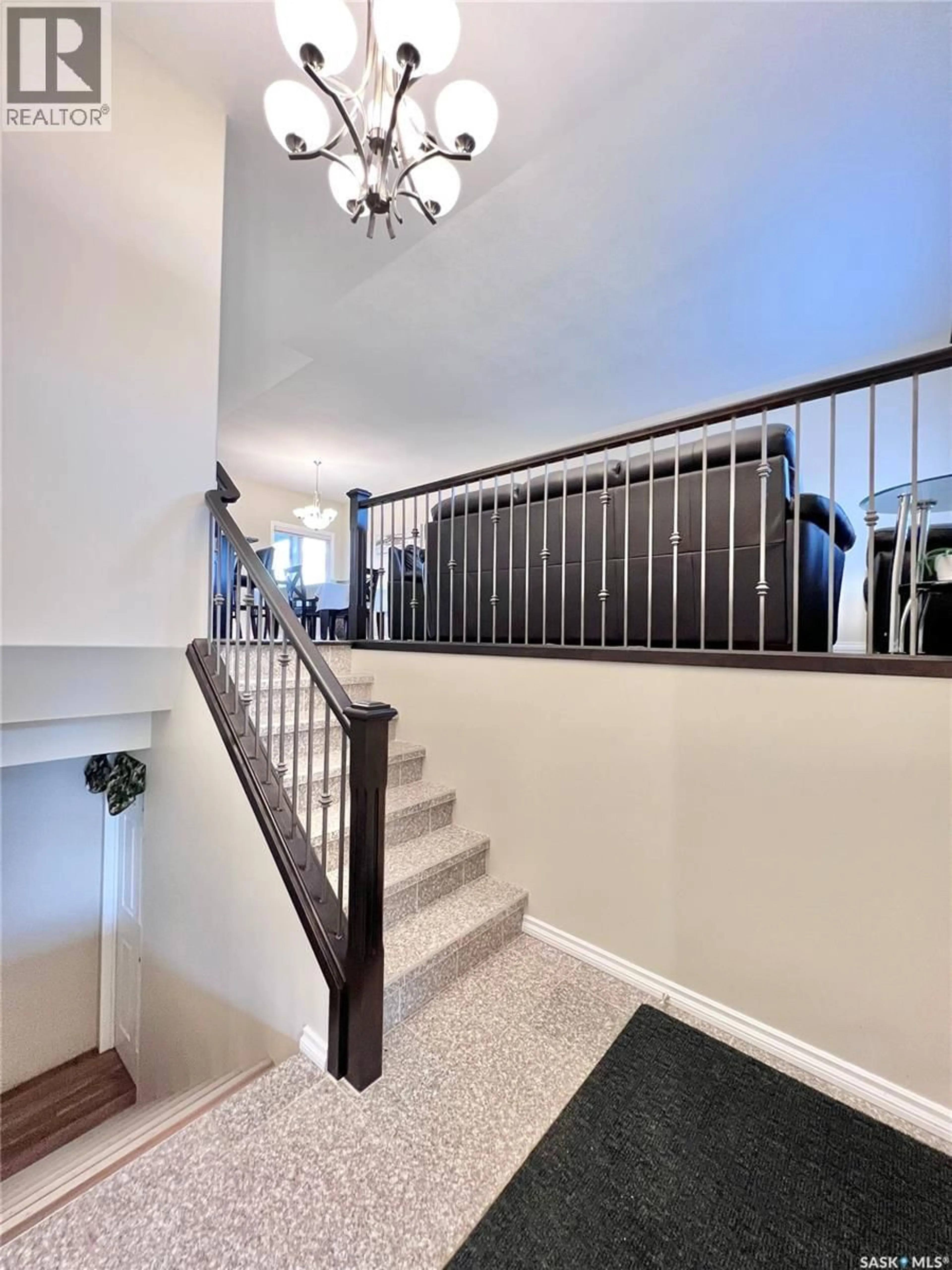 Indoor foyer for 104 4TH STREET, Milden Saskatchewan S0L2L0