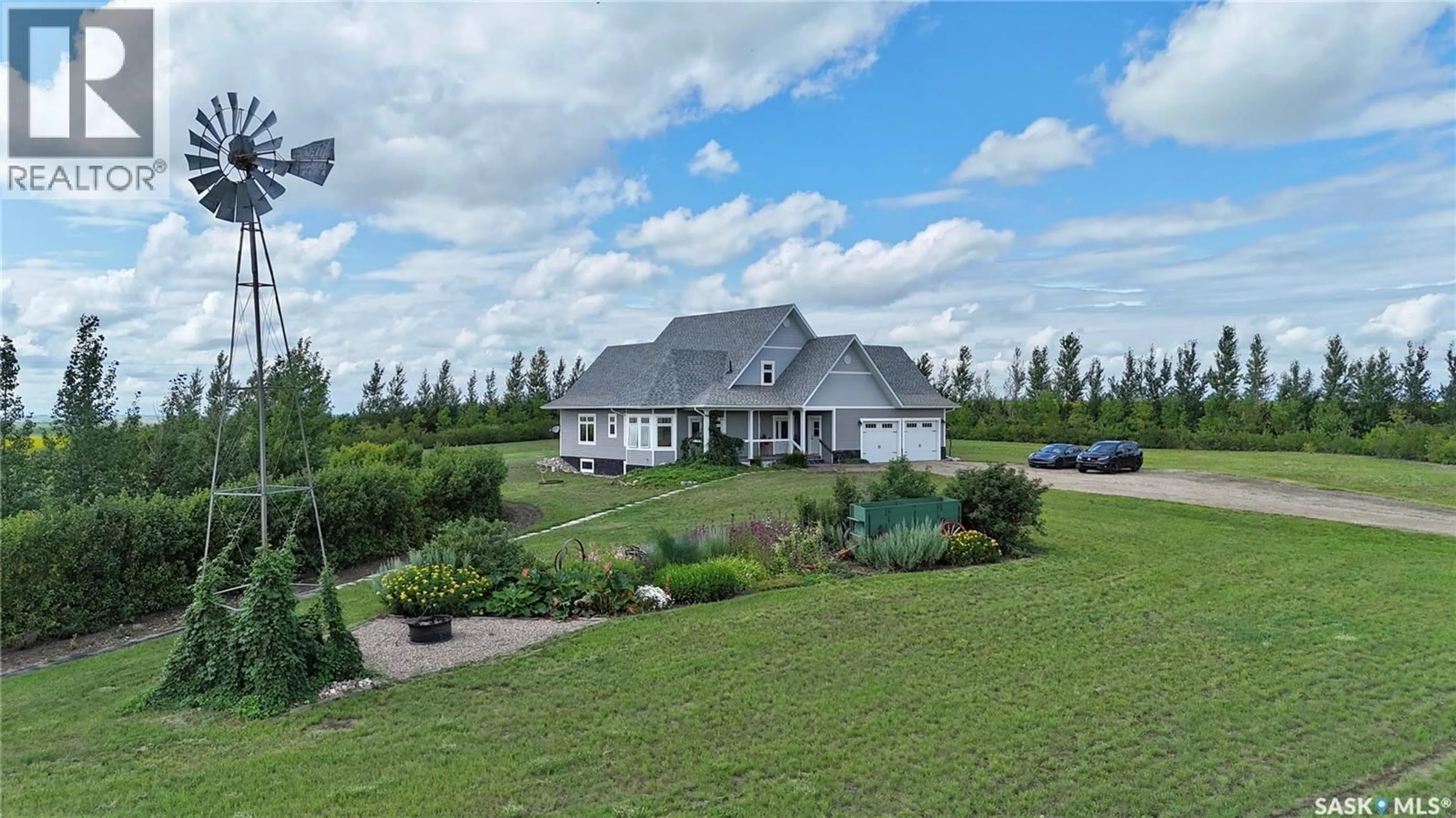 A pic from outside/outdoor area/front of a property/back of a property/a pic from drone, unknown for 15 OUTLOOK HIGHWAY, Outlook Saskatchewan S0L2N0