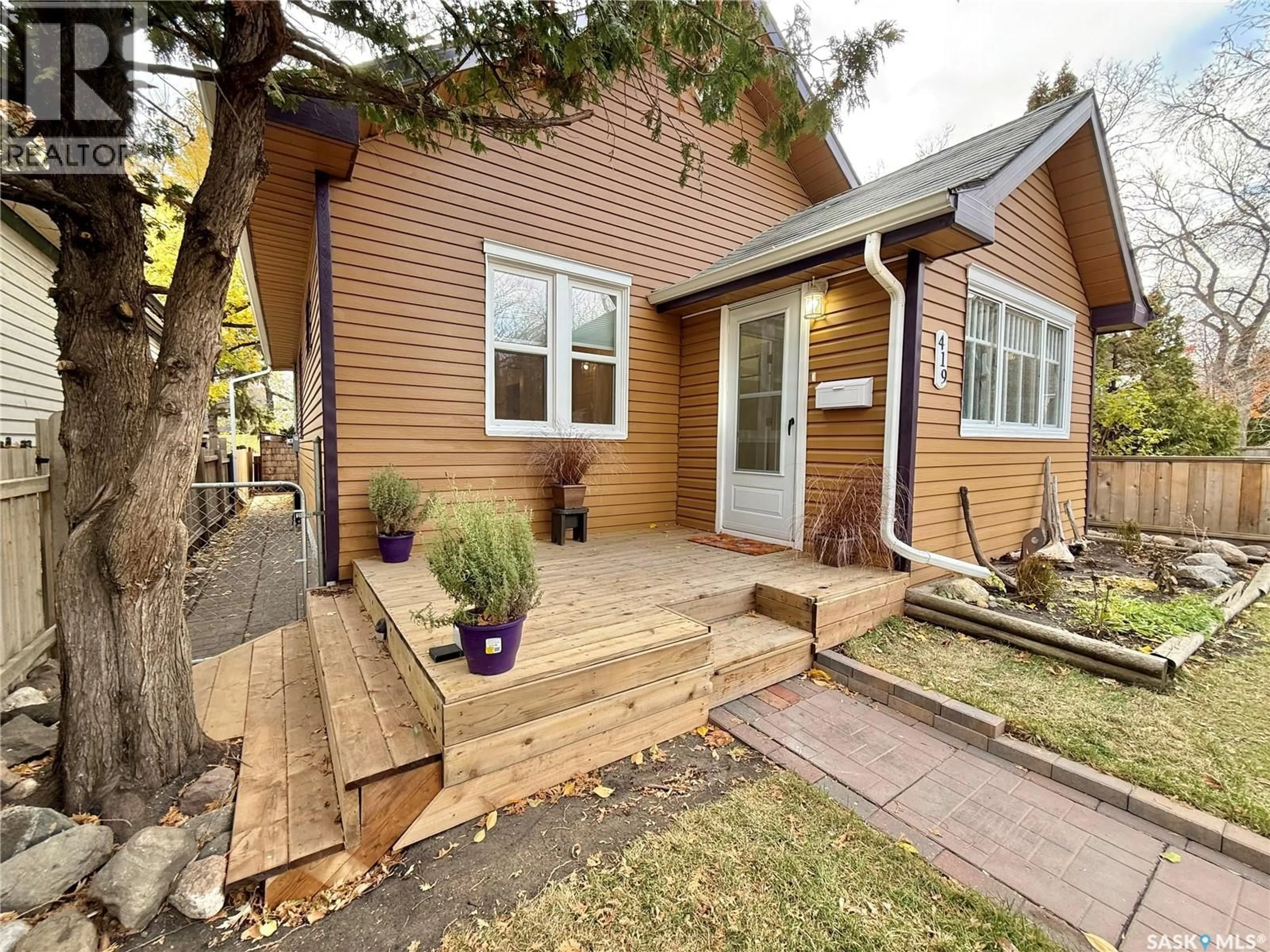 Unknown for 419 26TH STREET, Saskatoon Saskatchewan S7L0J1