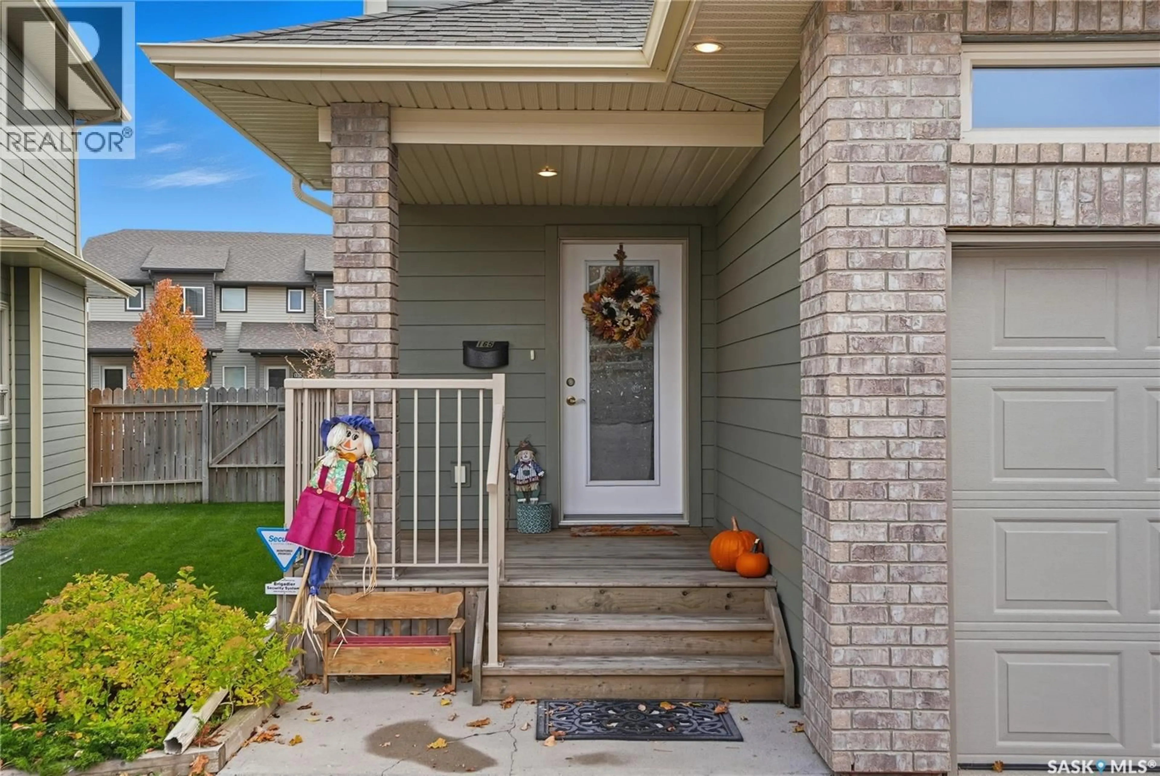 Indoor entryway for 115 - 165 SHEPHERD CRESCENT, Saskatoon Saskatchewan S7W0P8