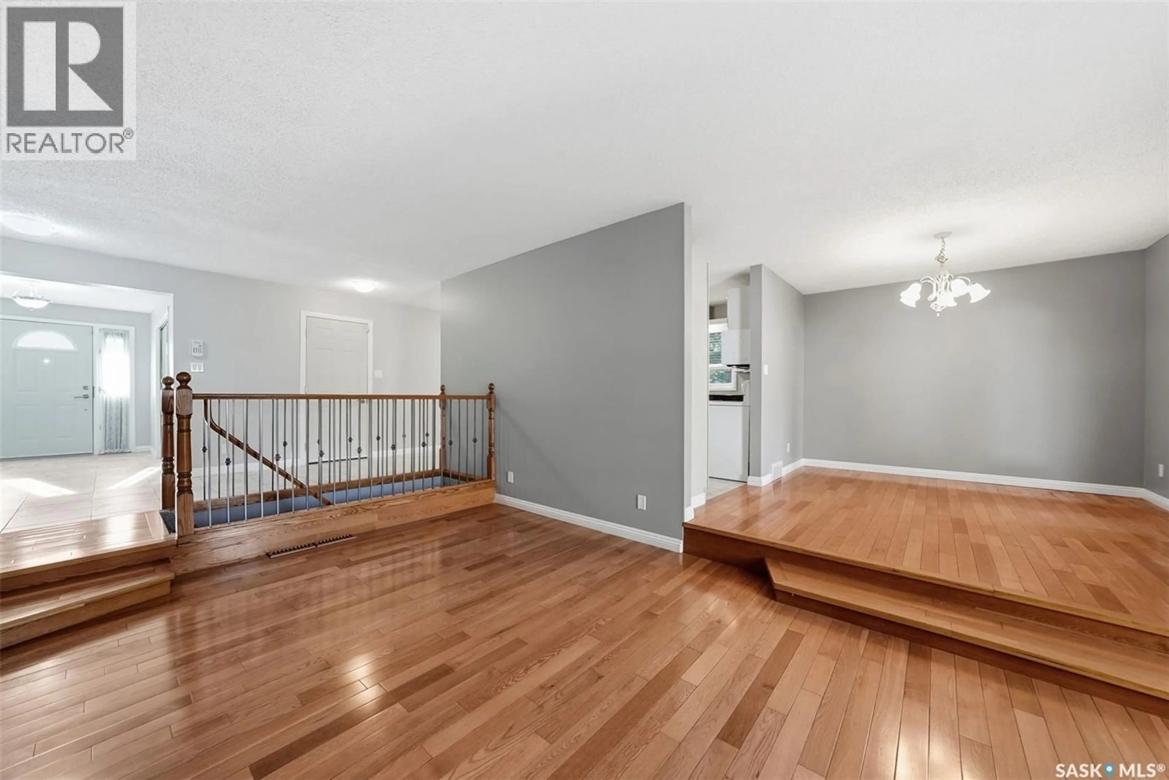 Unknown for 6 ROBORECKI TERRACE, Saskatoon Saskatchewan S7K5L3