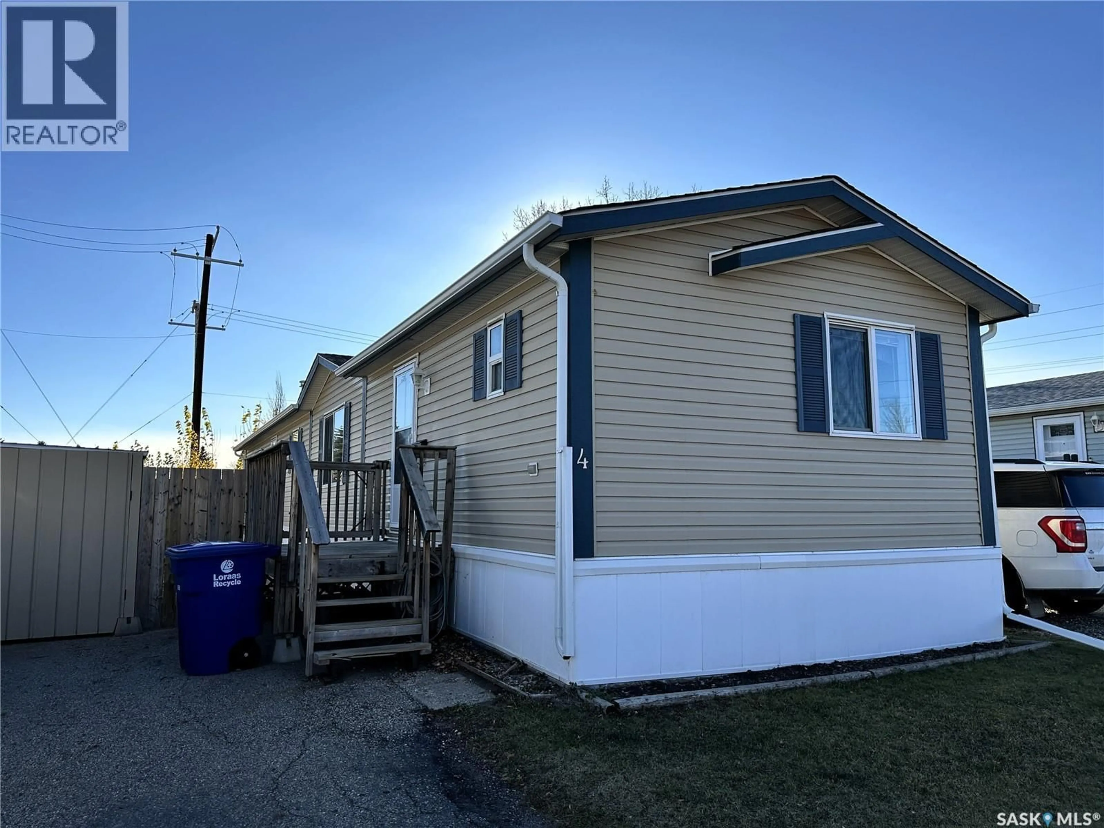 Home with vinyl exterior material, street for 4 1035 BOYCHUK DRIVE, Saskatoon Saskatchewan S7H5B2