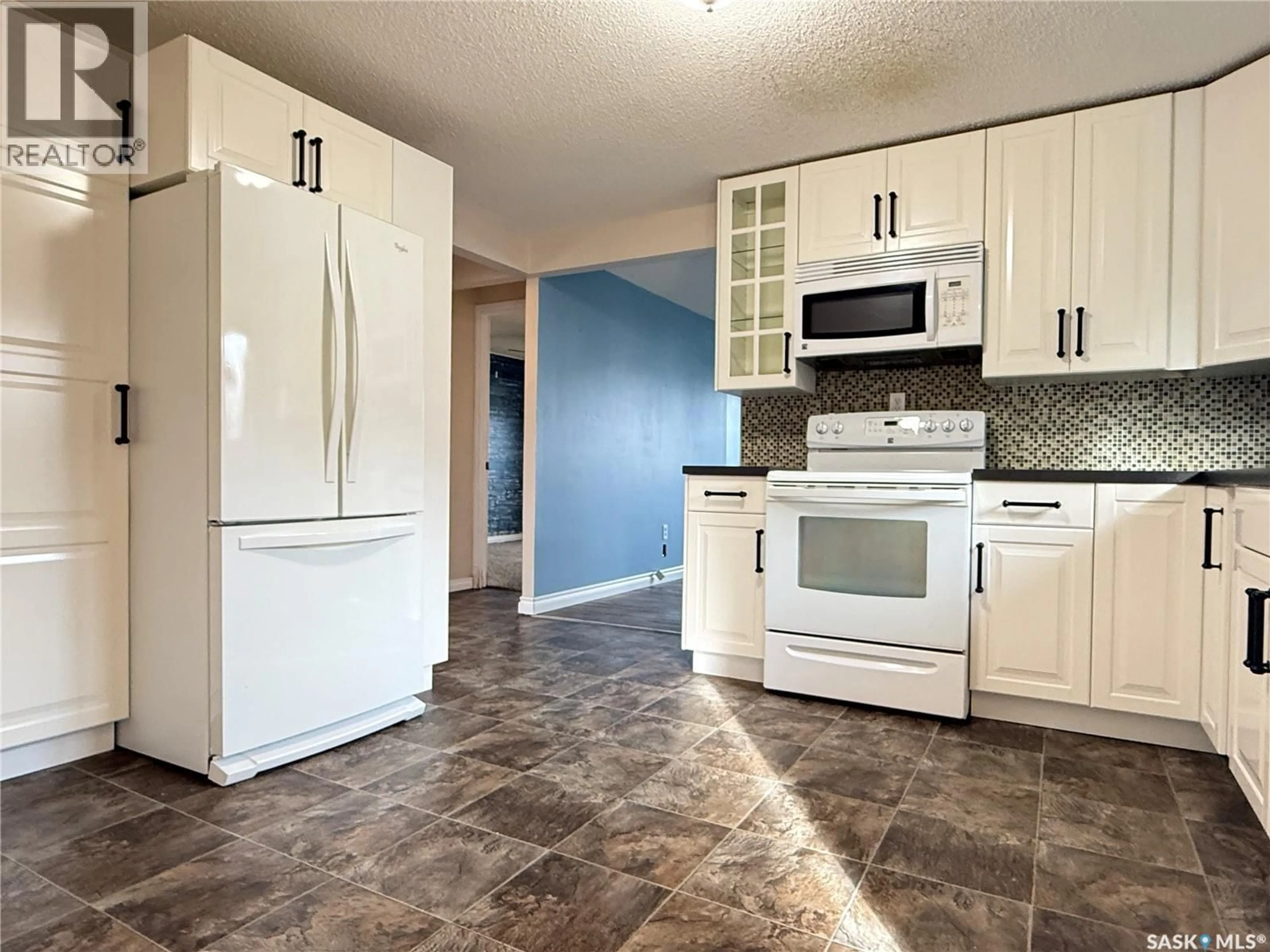 Unknown for 359 4TH AVENUE, Melville Saskatchewan S0A2P0