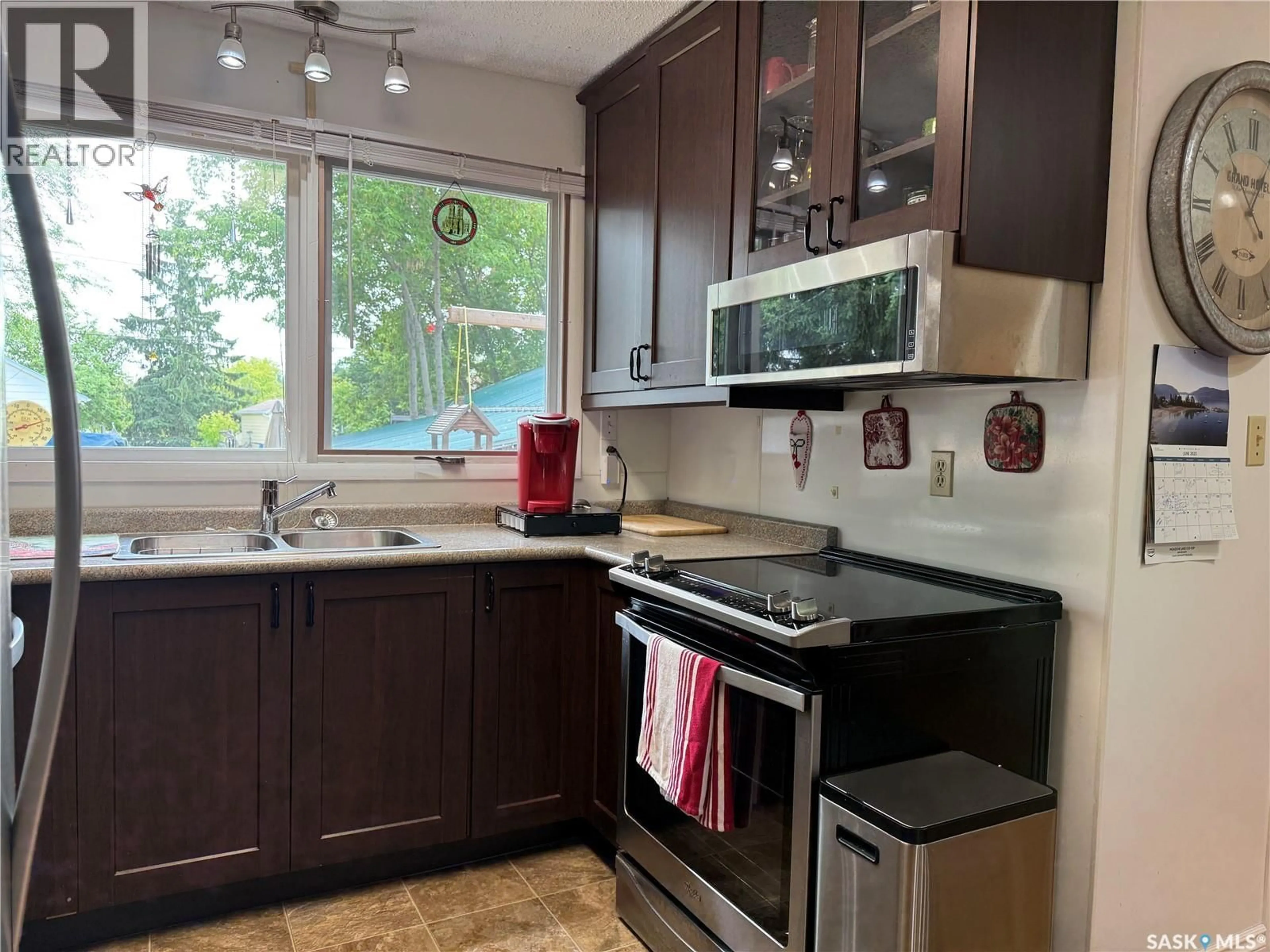 Standard kitchen, unknown for 704 1ST AVENUE, Loon Lake Saskatchewan S0M1L0