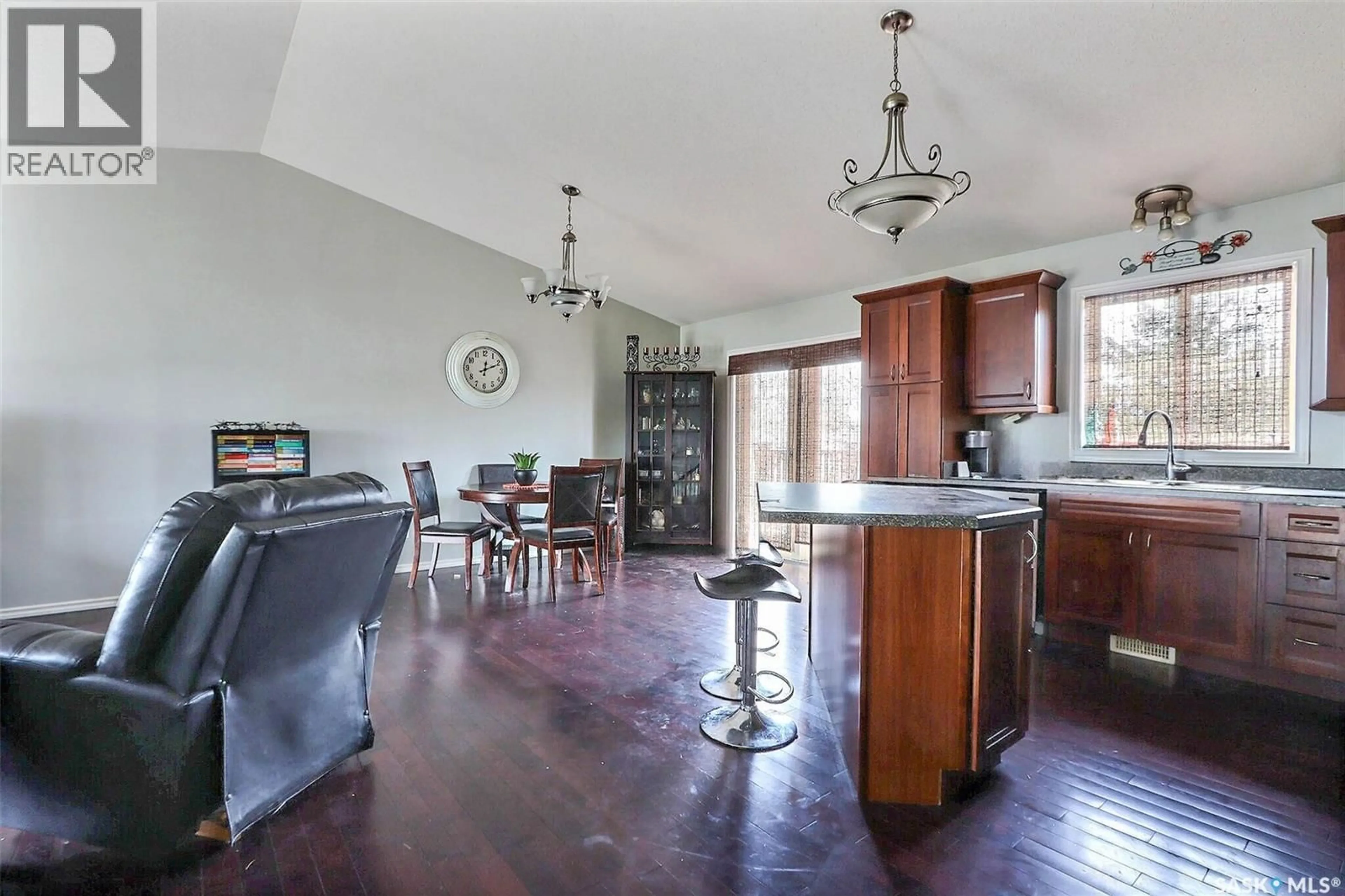 Open concept kitchen, unknown for 1402 7TH STREET, Prince Albert Saskatchewan S6V0V4