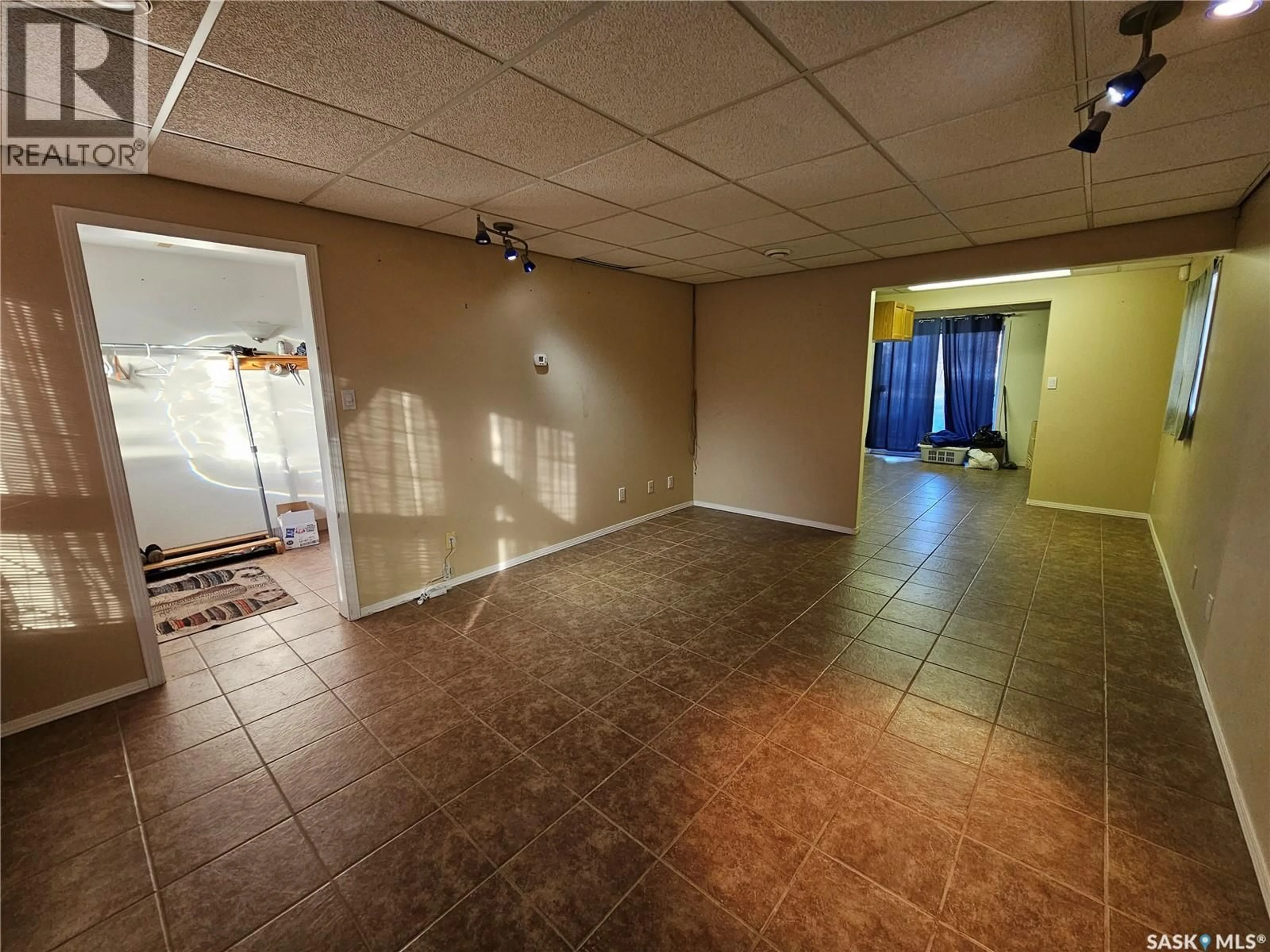 A pic of a room for 807 3RD AVENUE, Meadow Lake Saskatchewan S9X1A2