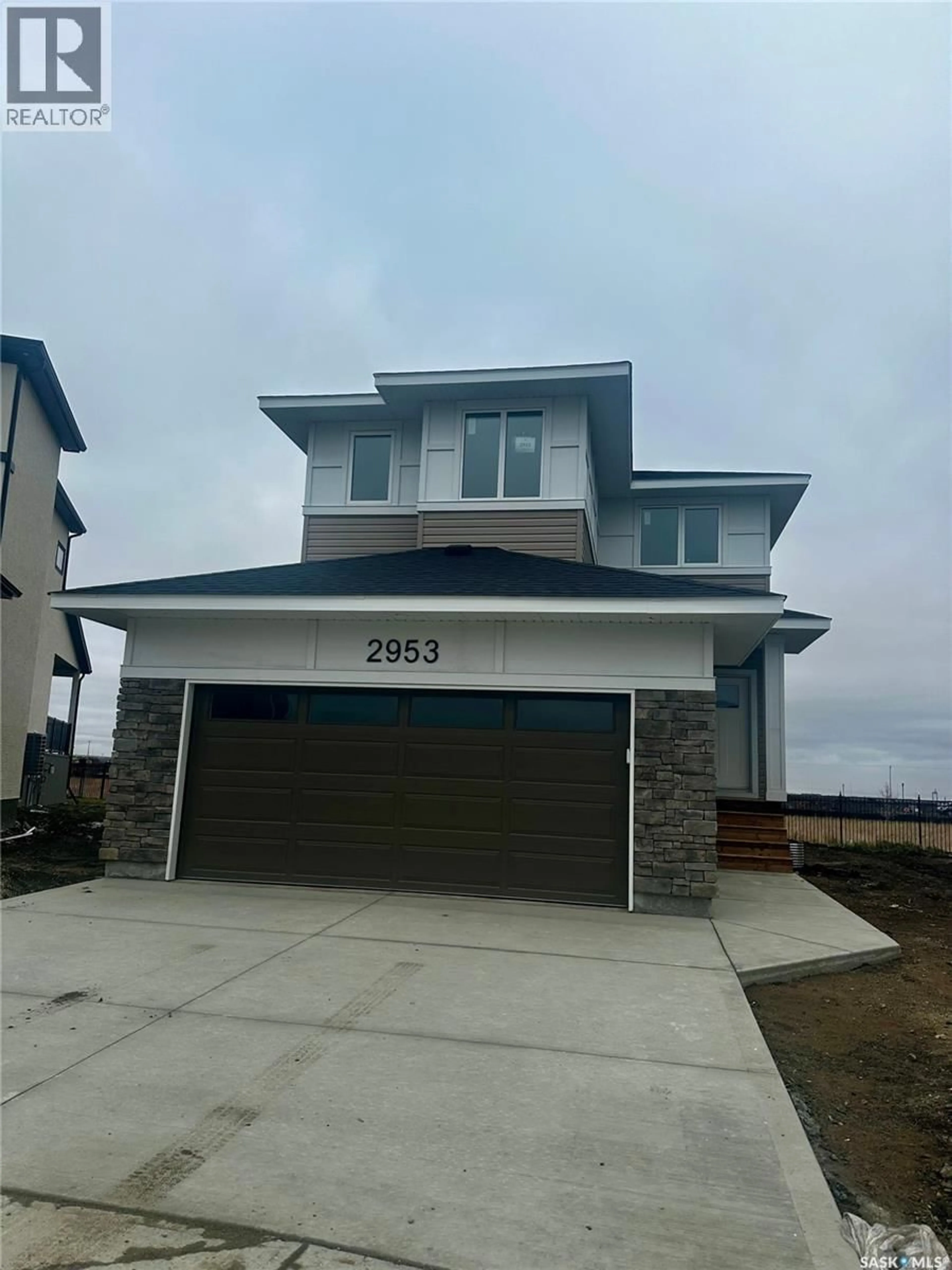 Home with vinyl exterior material, unknown for 2953 BELLEGARDE CRESCENT, Regina Saskatchewan S4V3X7