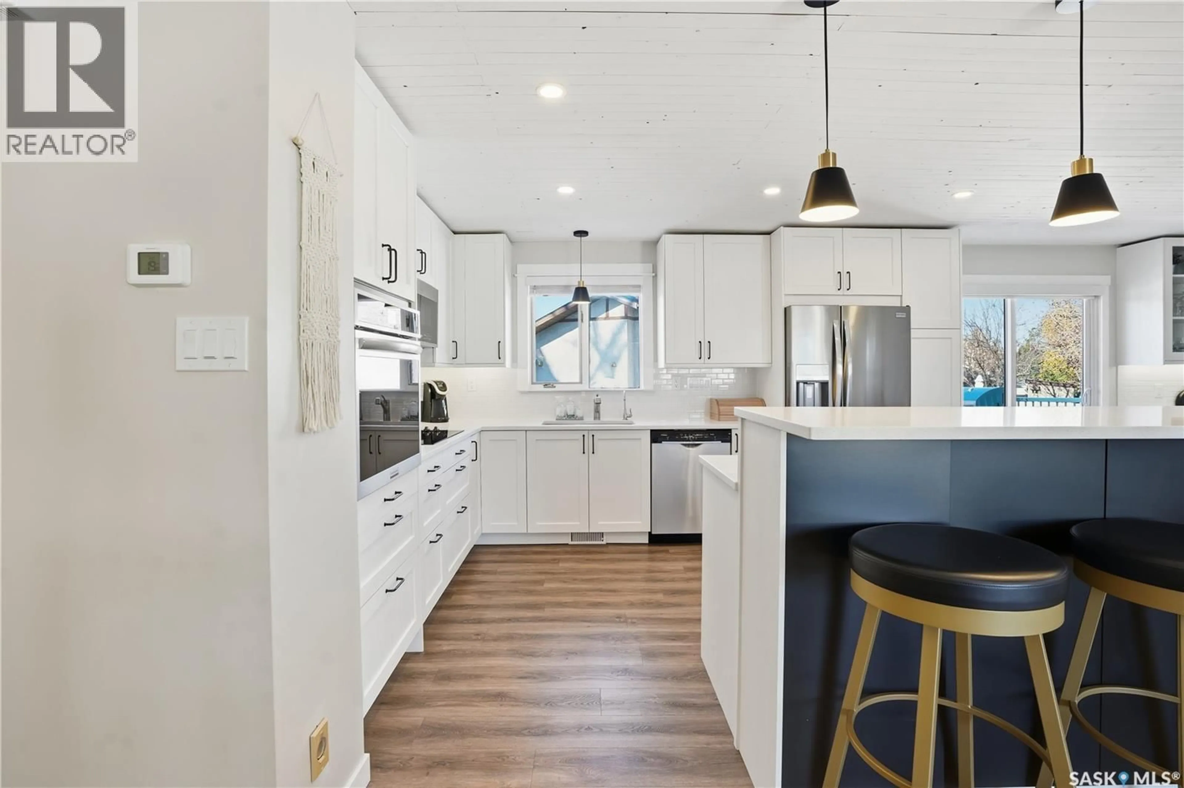 Open concept kitchen, unknown for 2610 LAYCOCK BAY, Regina Saskatchewan S4V1V9