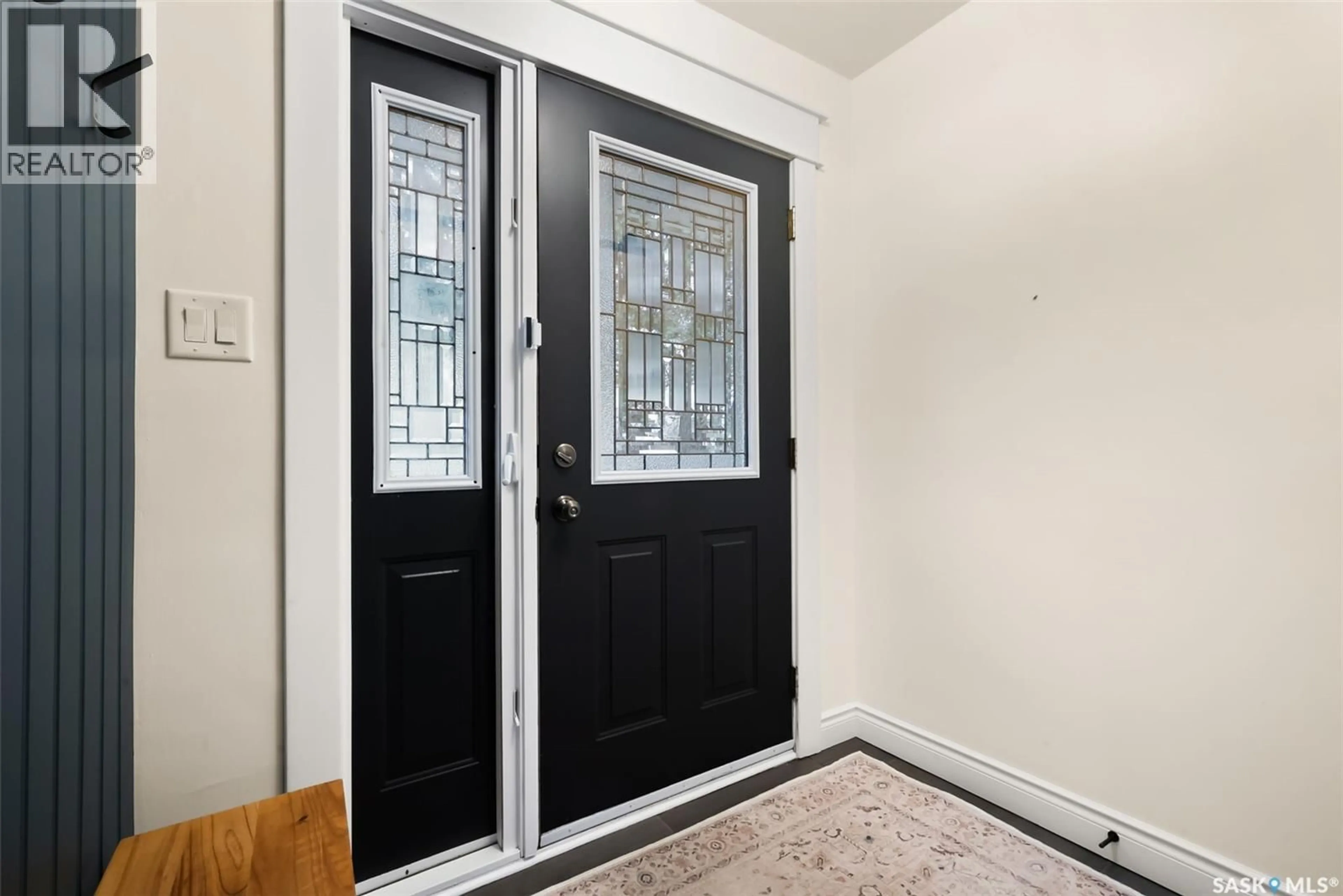 Indoor entryway for 74 HAULTAIN CRESCENT, Regina Saskatchewan S4S4B5