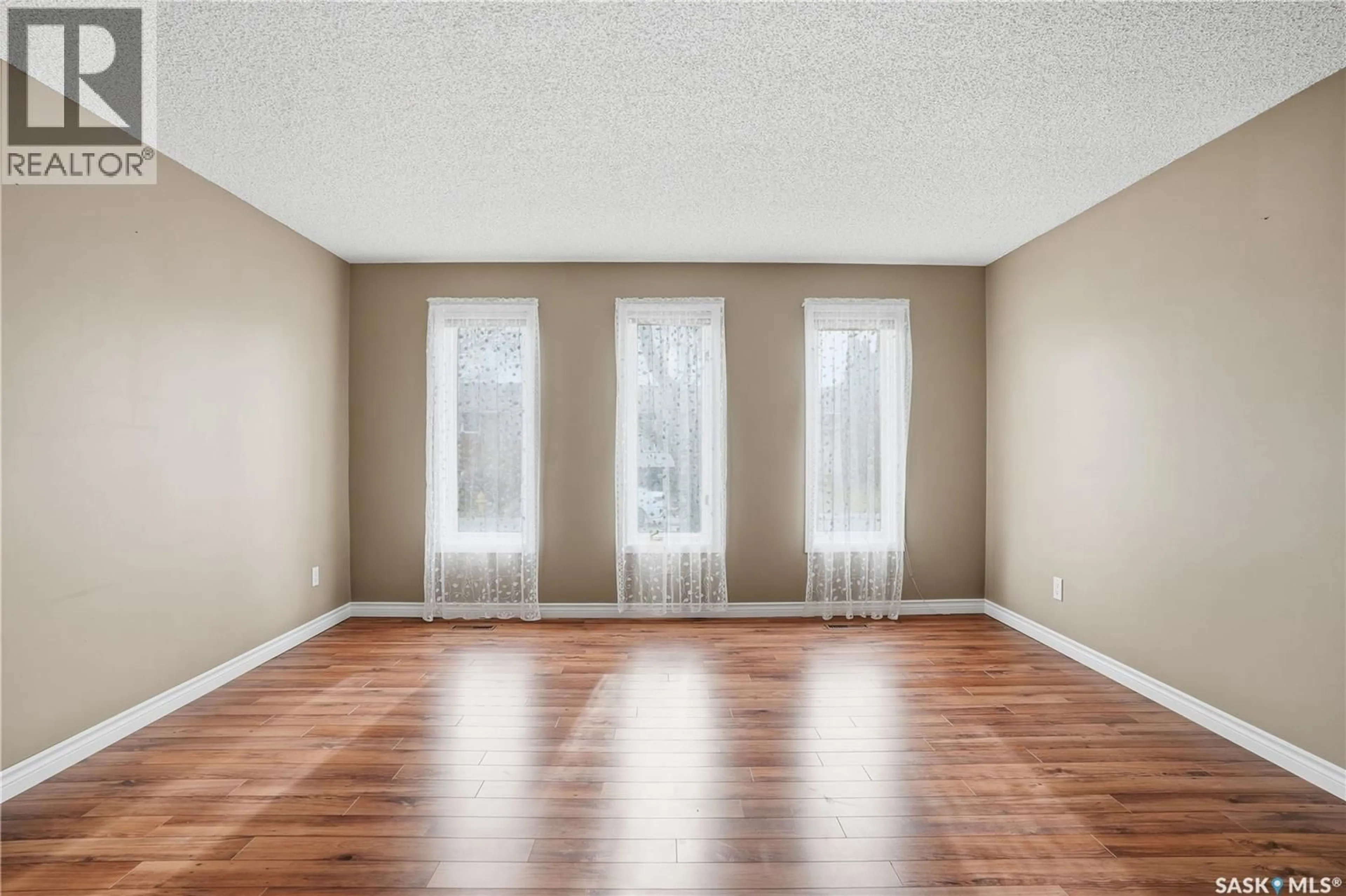 A pic of a room for 1243 MCNEILL CRESCENT, Regina Saskatchewan S4N5Z3