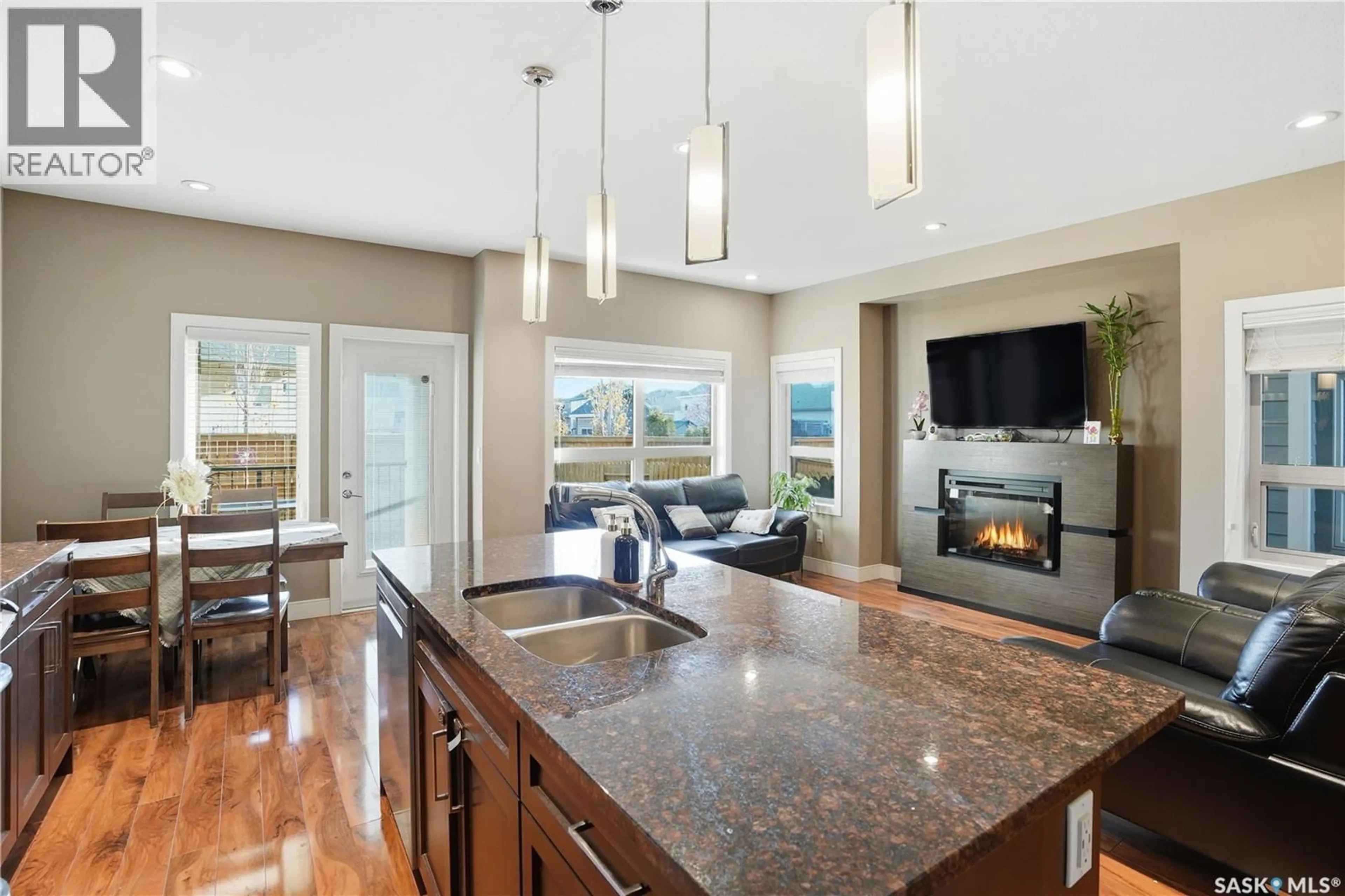 Open concept kitchen, unknown for 50 1550 PATON CRESCENT, Saskatoon Saskatchewan S7W0T8