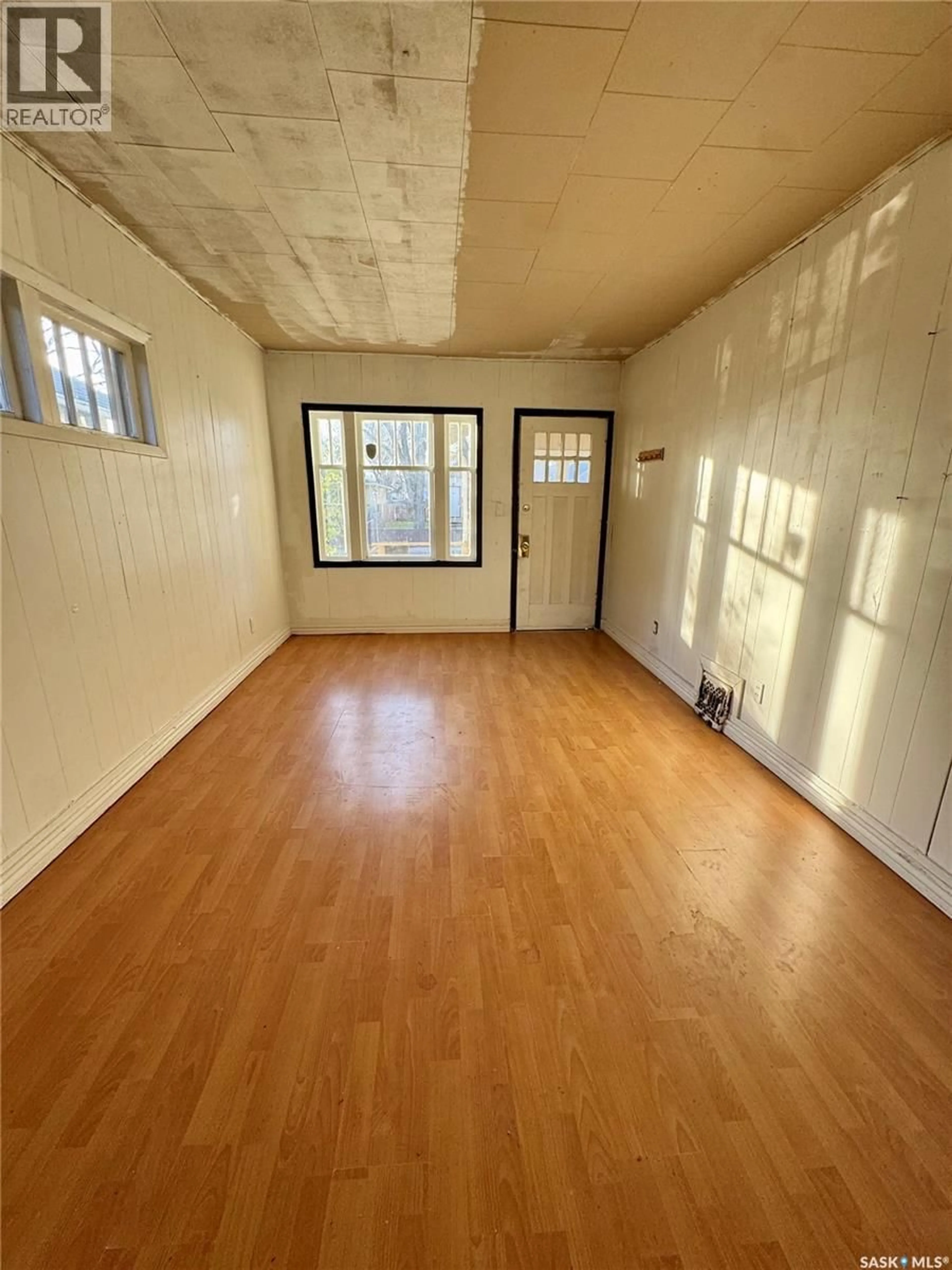 A pic of a room for 1545 RETALLACK STREET, Regina Saskatchewan S4T2J3