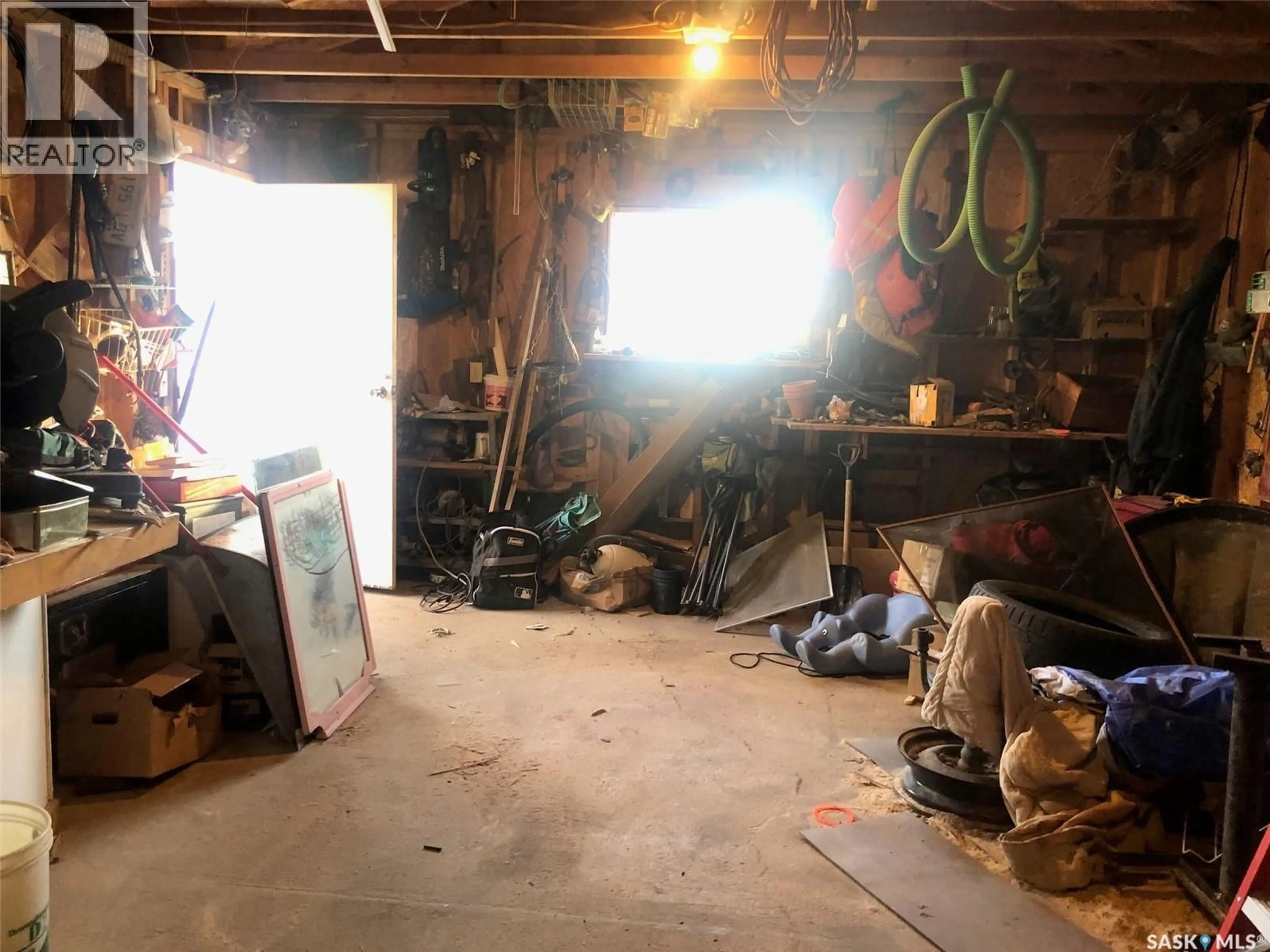 A pic of a room for E - 212 HIGHWAY AVENUE, Preeceville Saskatchewan S0A3B0