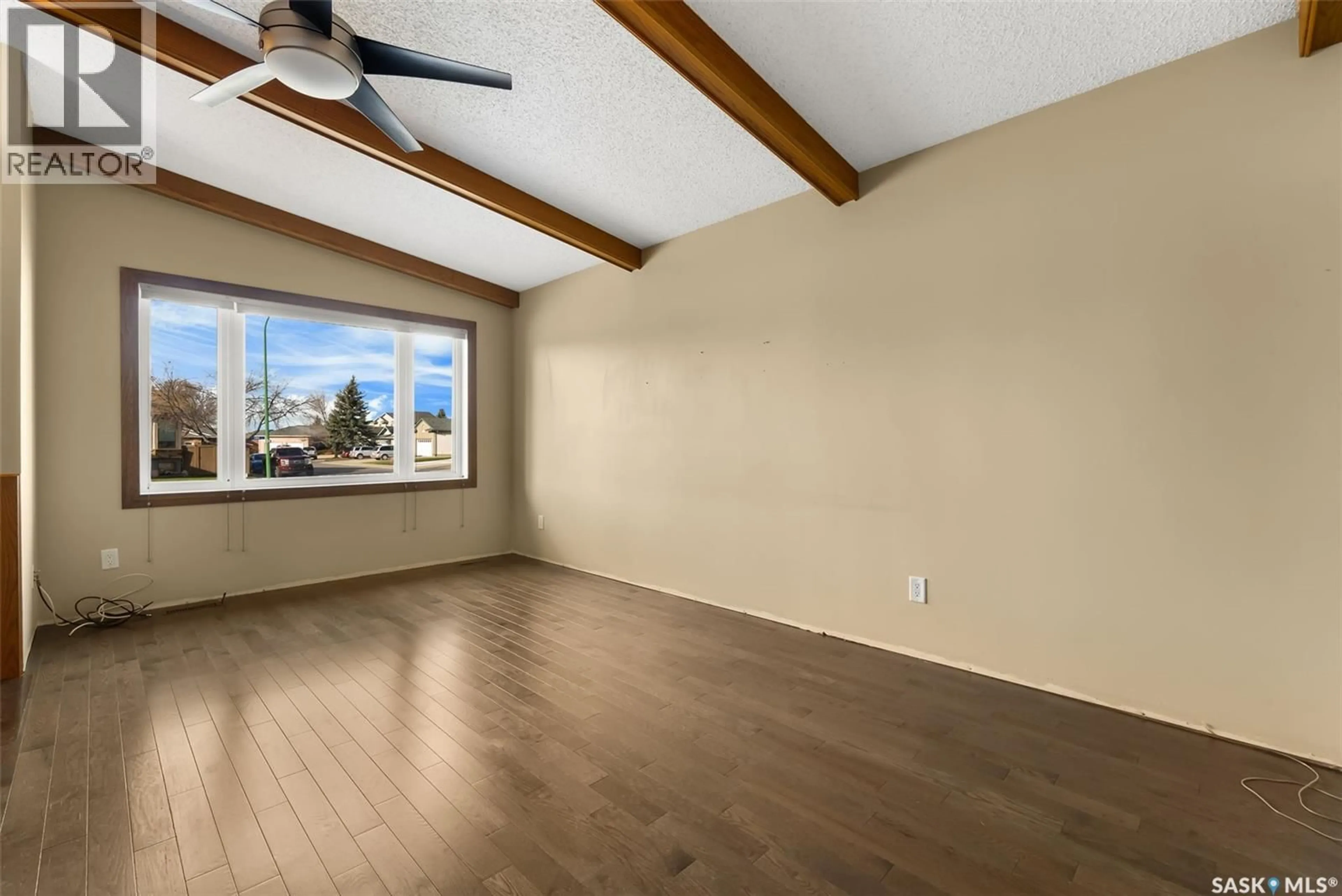 A pic of a room for 1631 HIRD COURT, Regina Saskatchewan S4X4G7