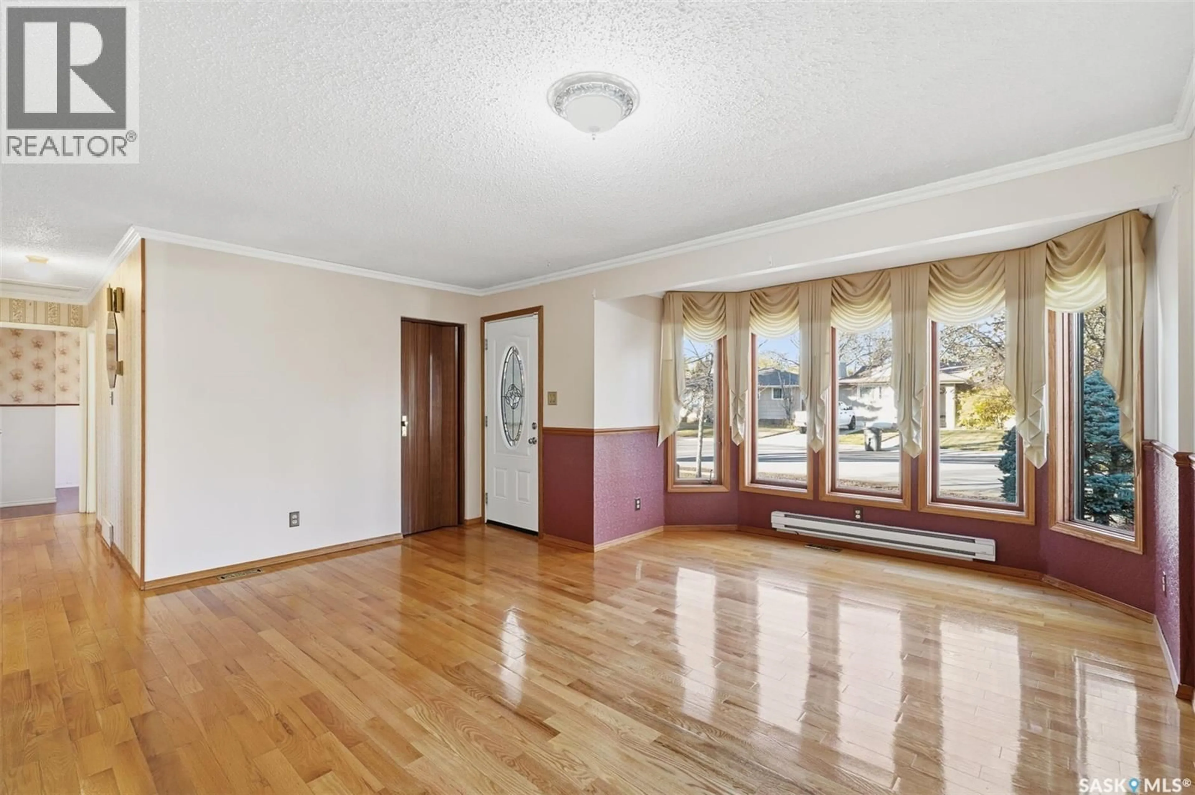 A pic of a room for 449 SIMON FRASER CRESCENT, Saskatoon Saskatchewan S7H3T6