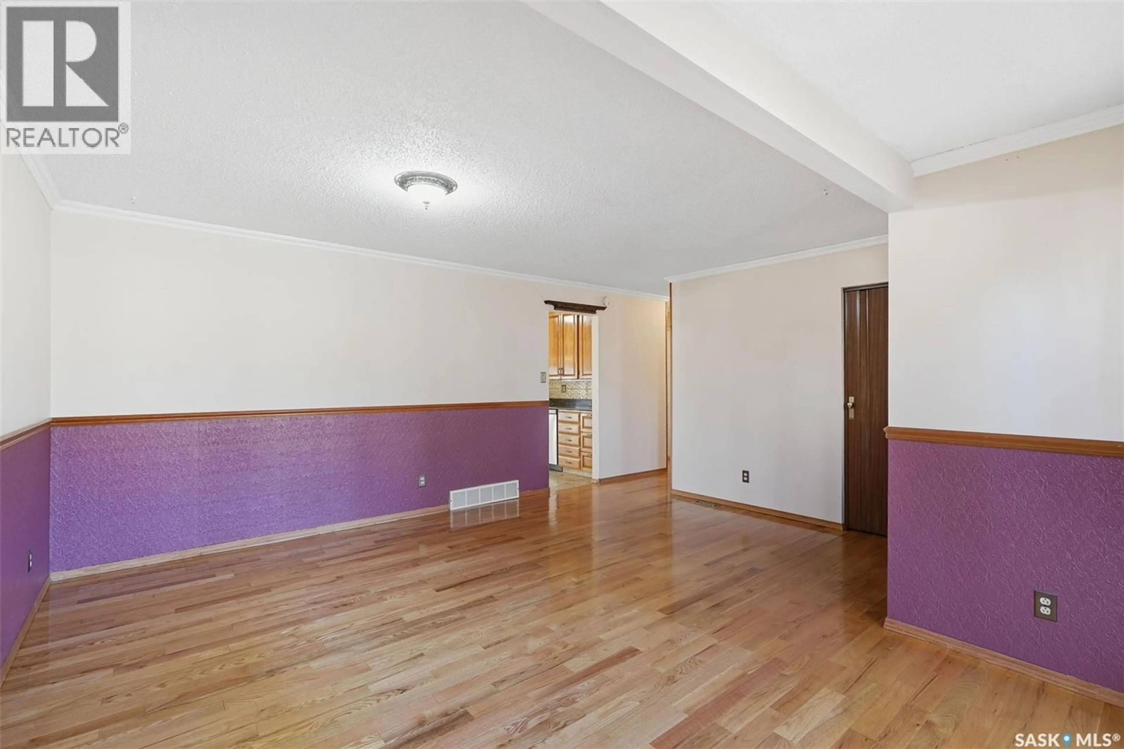 A pic of a room for 449 SIMON FRASER CRESCENT, Saskatoon Saskatchewan S7H3T6