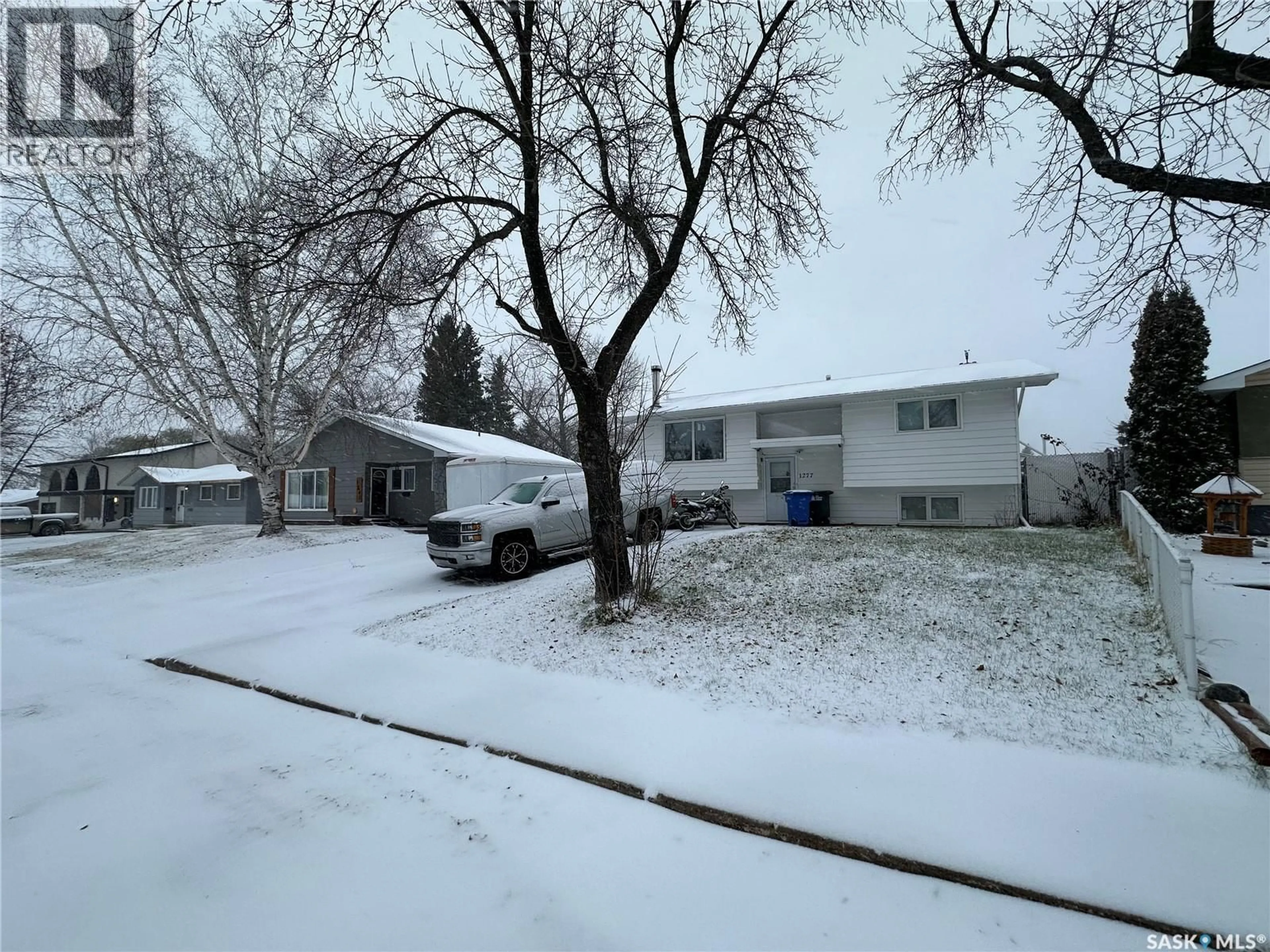 Unknown for 1277 GILLMOR CRESCENT, Prince Albert Saskatchewan S6V6A8