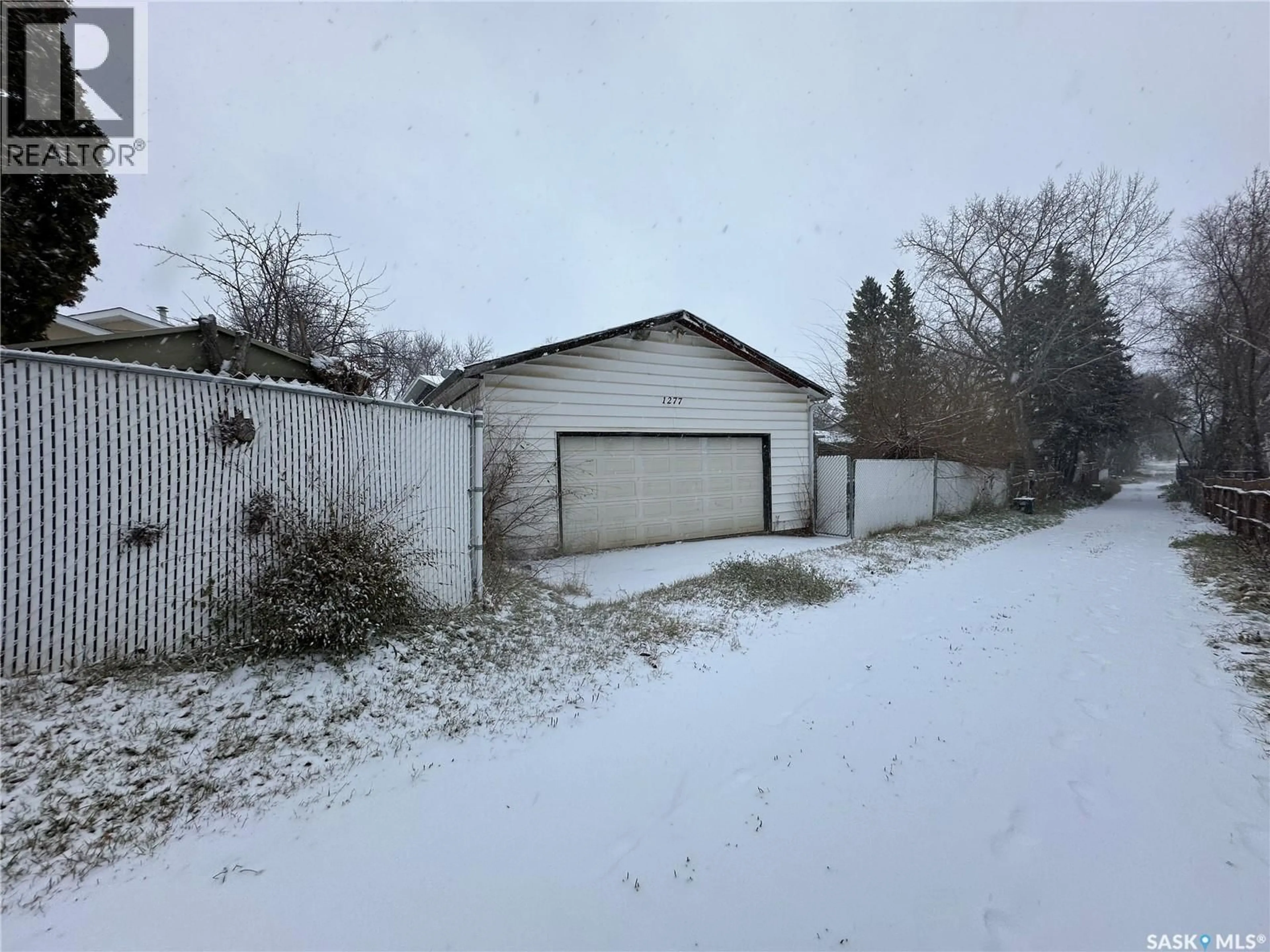 Shed for 1277 GILLMOR CRESCENT, Prince Albert Saskatchewan S6V6A8