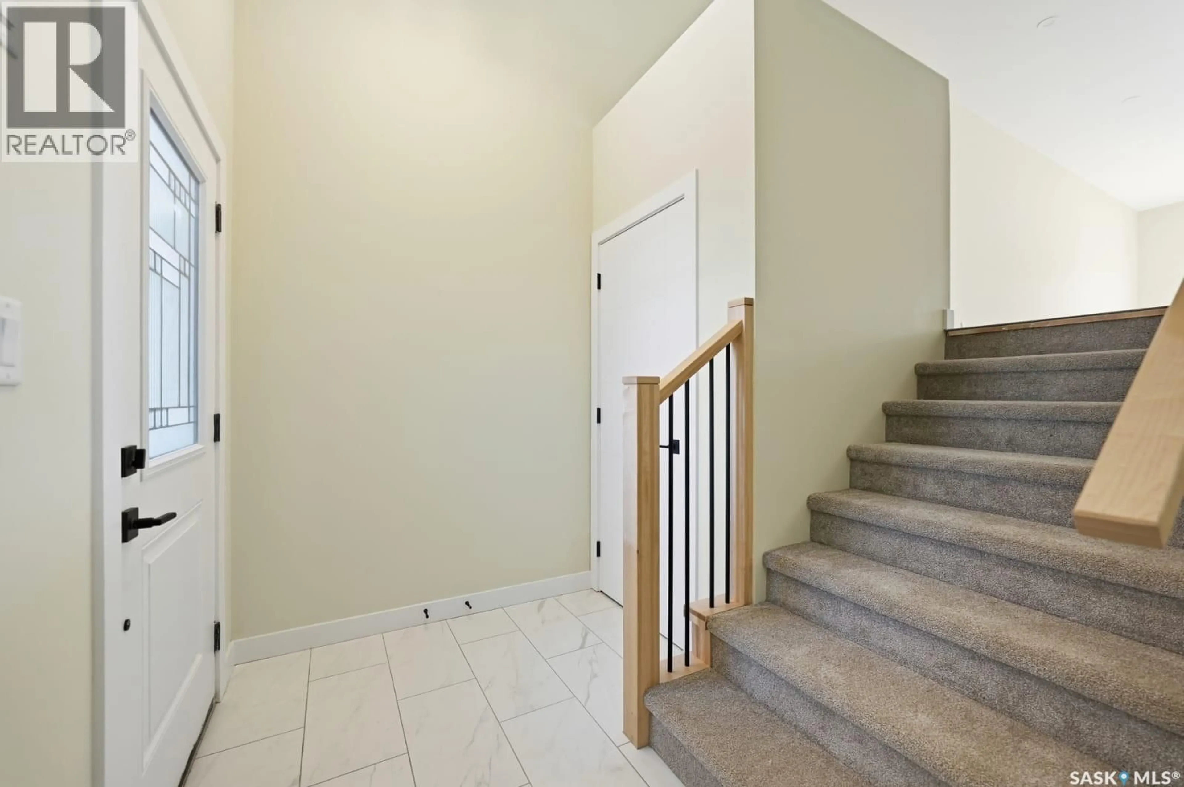 Unknown for 206 SHARMA LANE, Saskatoon Saskatchewan S7K1K7