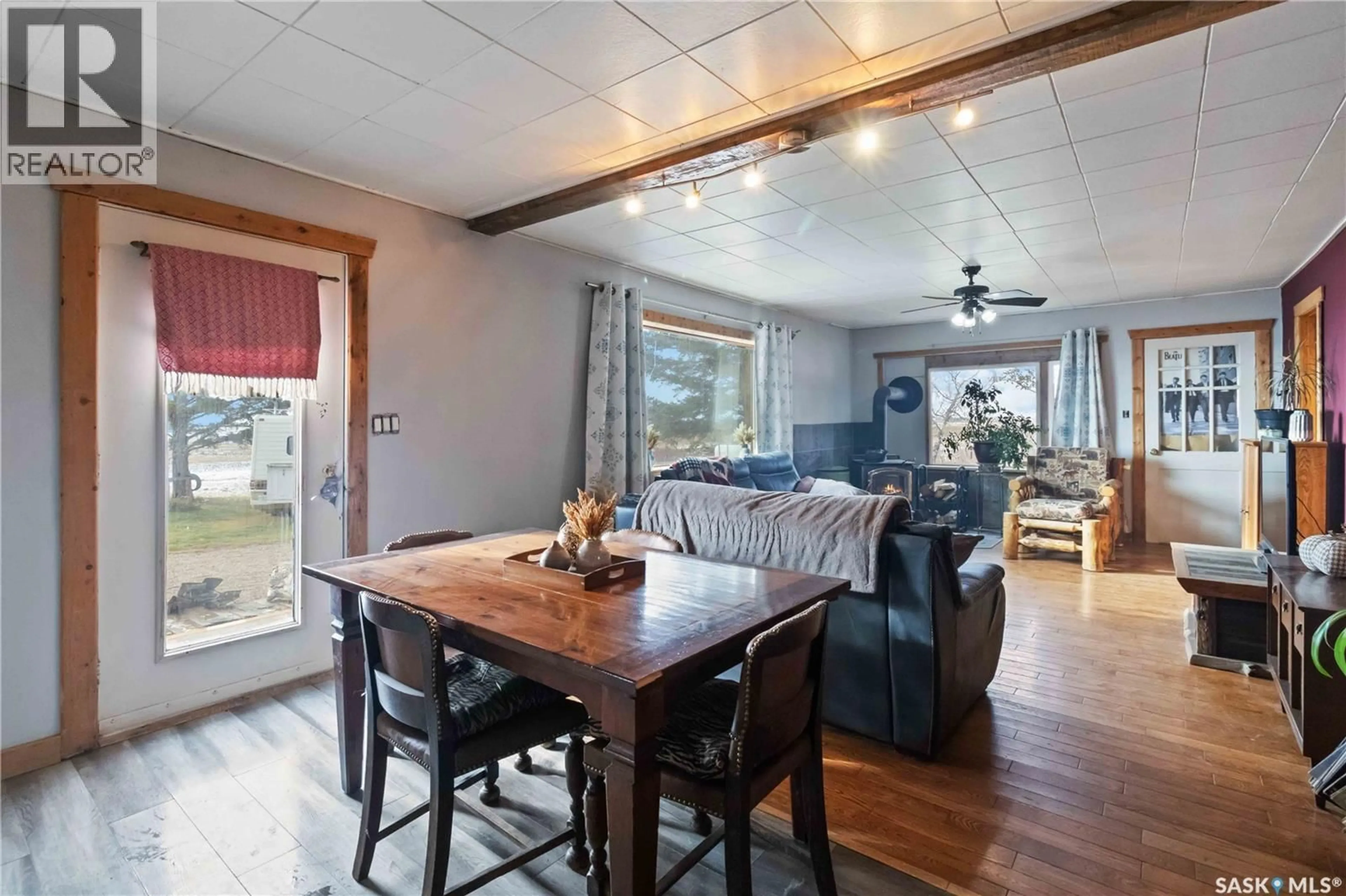 Dining room, wood/laminate floor for NW27 -45-6 W 3rd - 40 HIGHWAY, Blaine Lake Saskatchewan S0J1R0