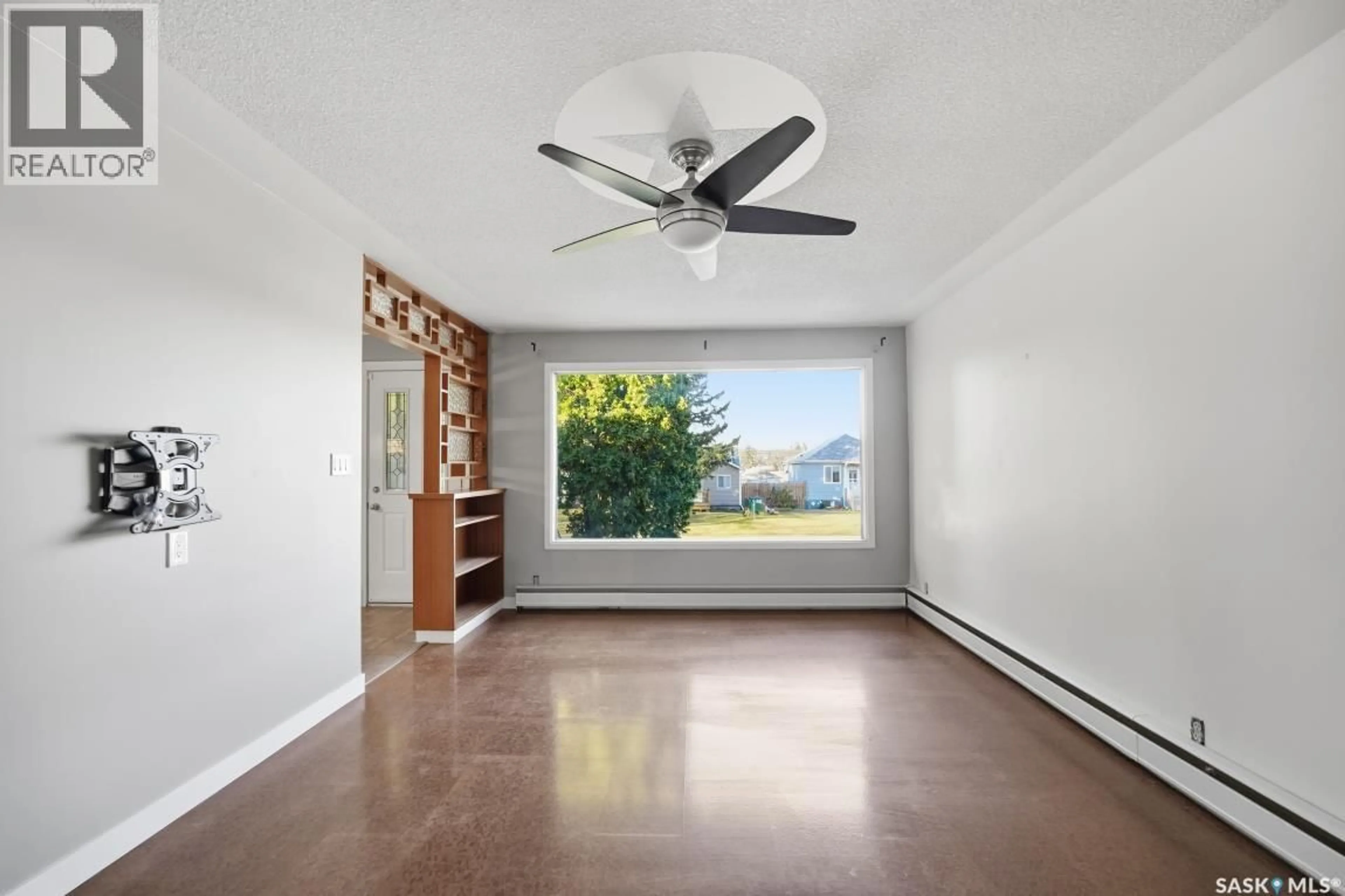 Unknown for 812 L AVENUE N, Saskatoon Saskatchewan S7L2R4