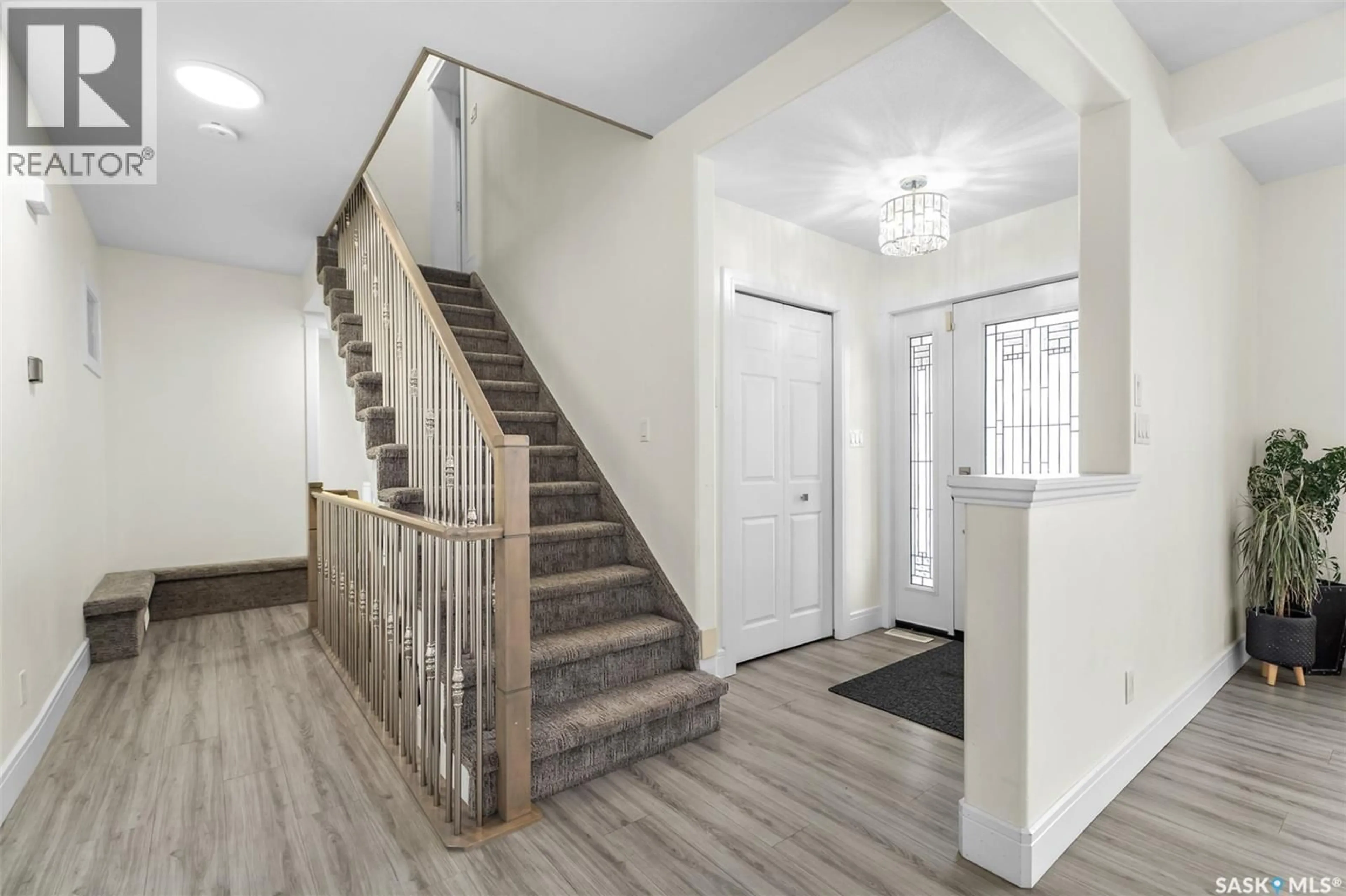 Indoor entryway for 305075 MIERAU ROAD, Corman Park Rm No. 344 Saskatchewan S0K4S0