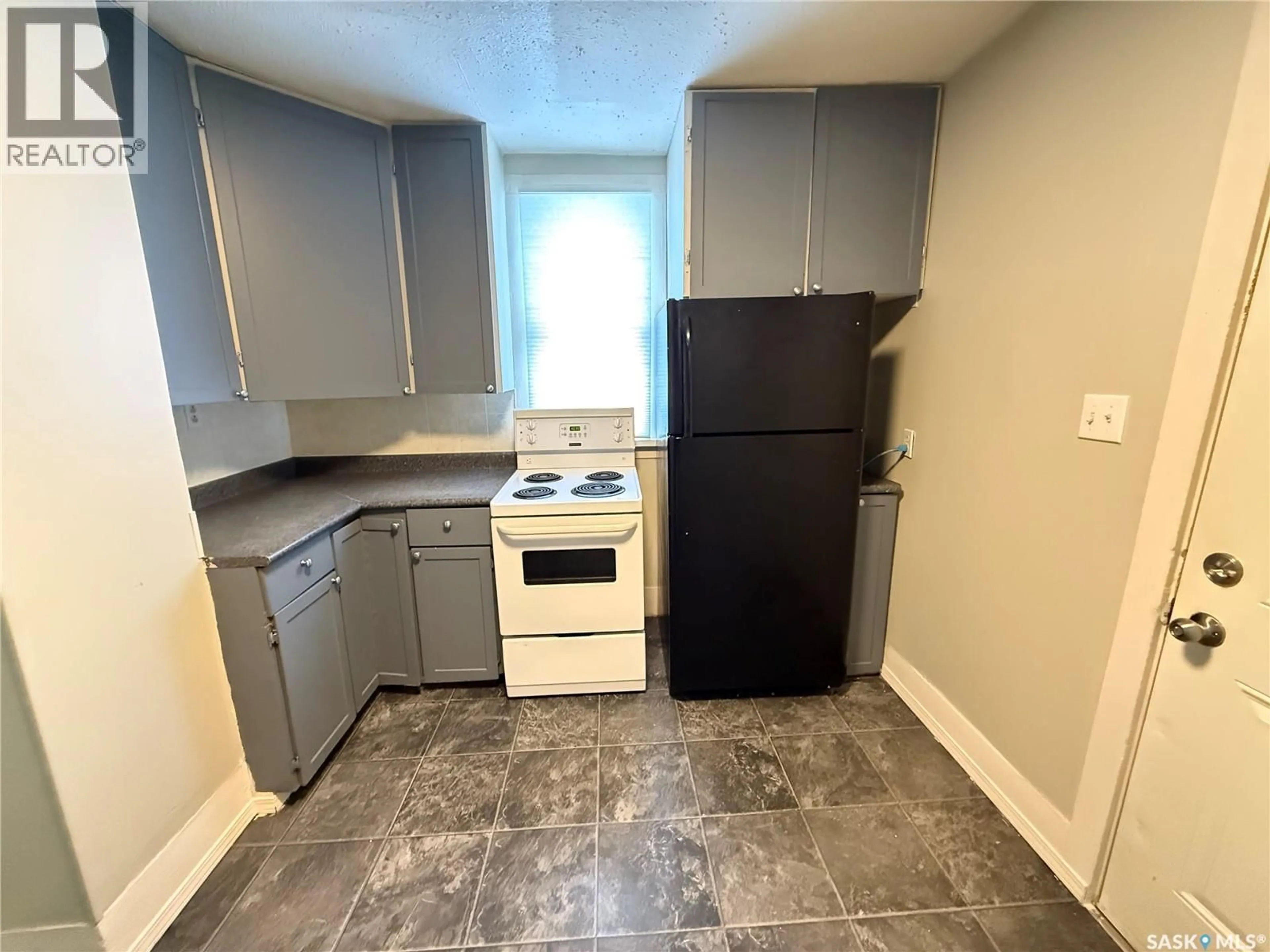 Standard kitchen, unknown for 485 12TH STREET, Prince Albert Saskatchewan S6V1C3